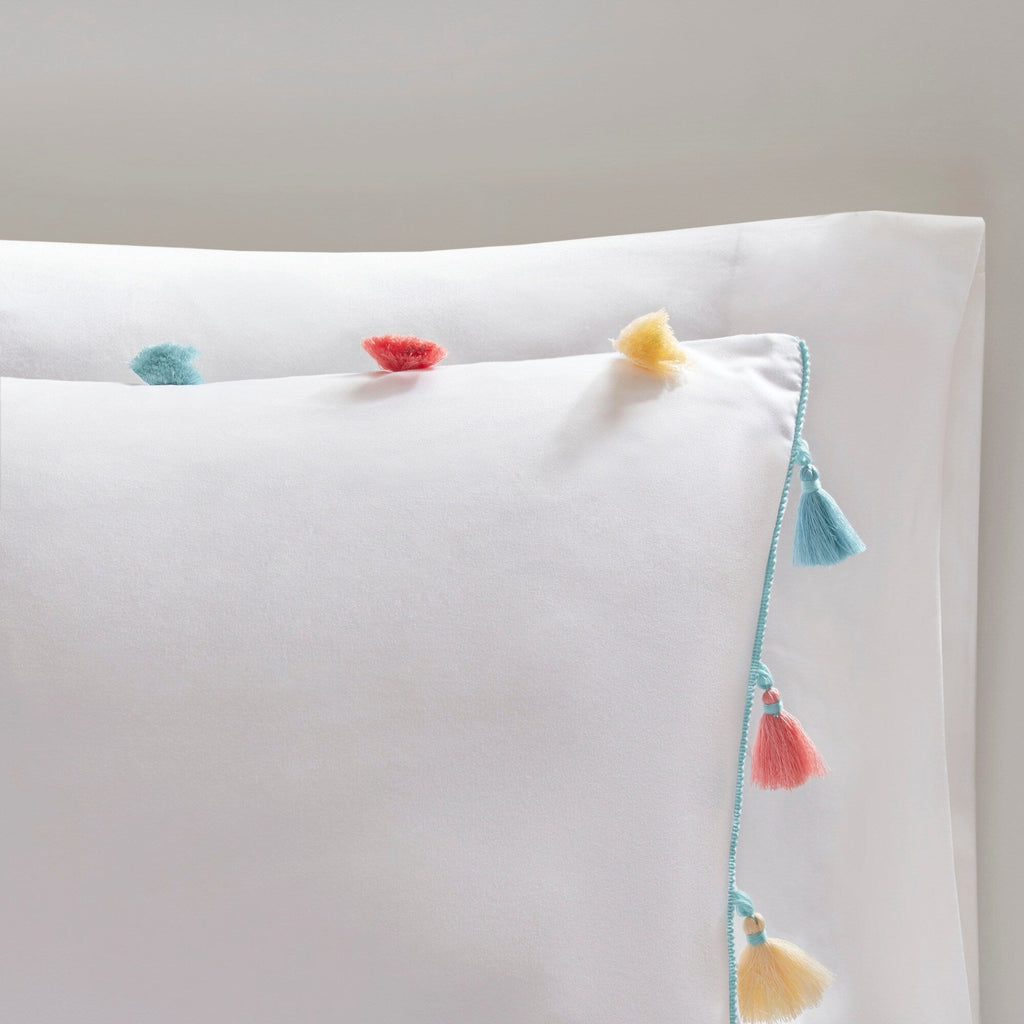Parure de lit Tanya à pompons et coussin en forme de cœur pour enfants au design intelligent