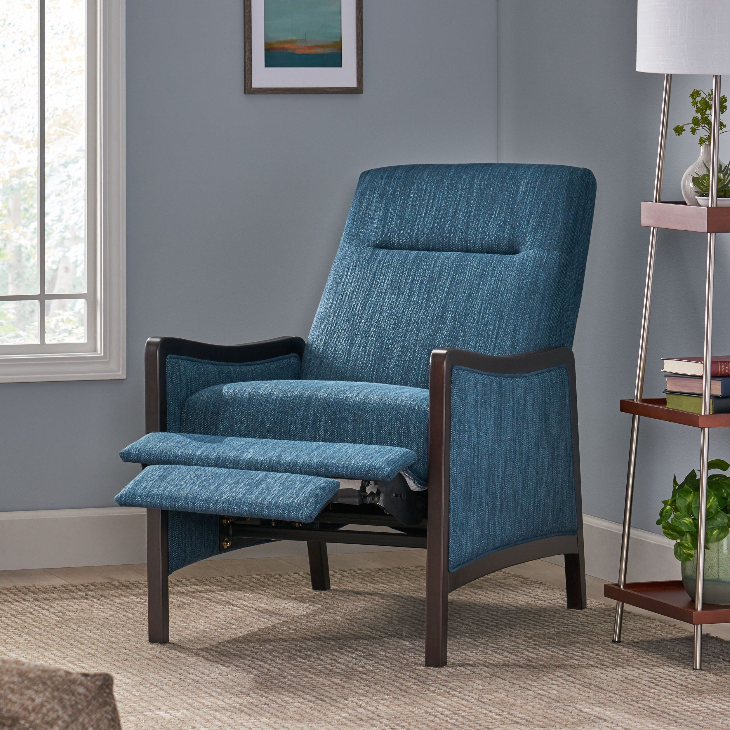 Fauteuil inclinable rembourré du milieu du siècle avec repose-pieds et cadre en bois de bouleau