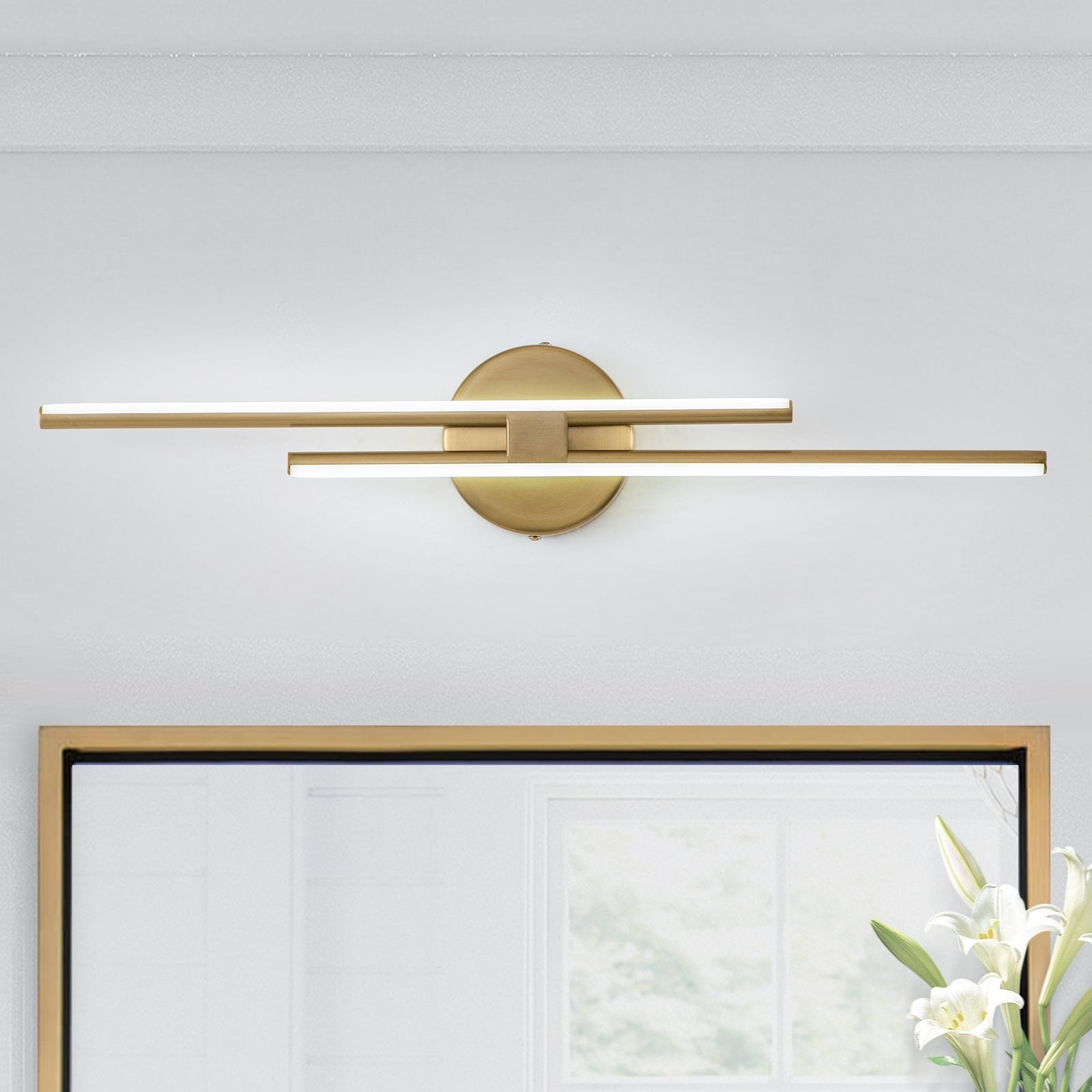 Applique murale linéaire minimaliste en métal à 2 ampoules à LED et intensité variable
