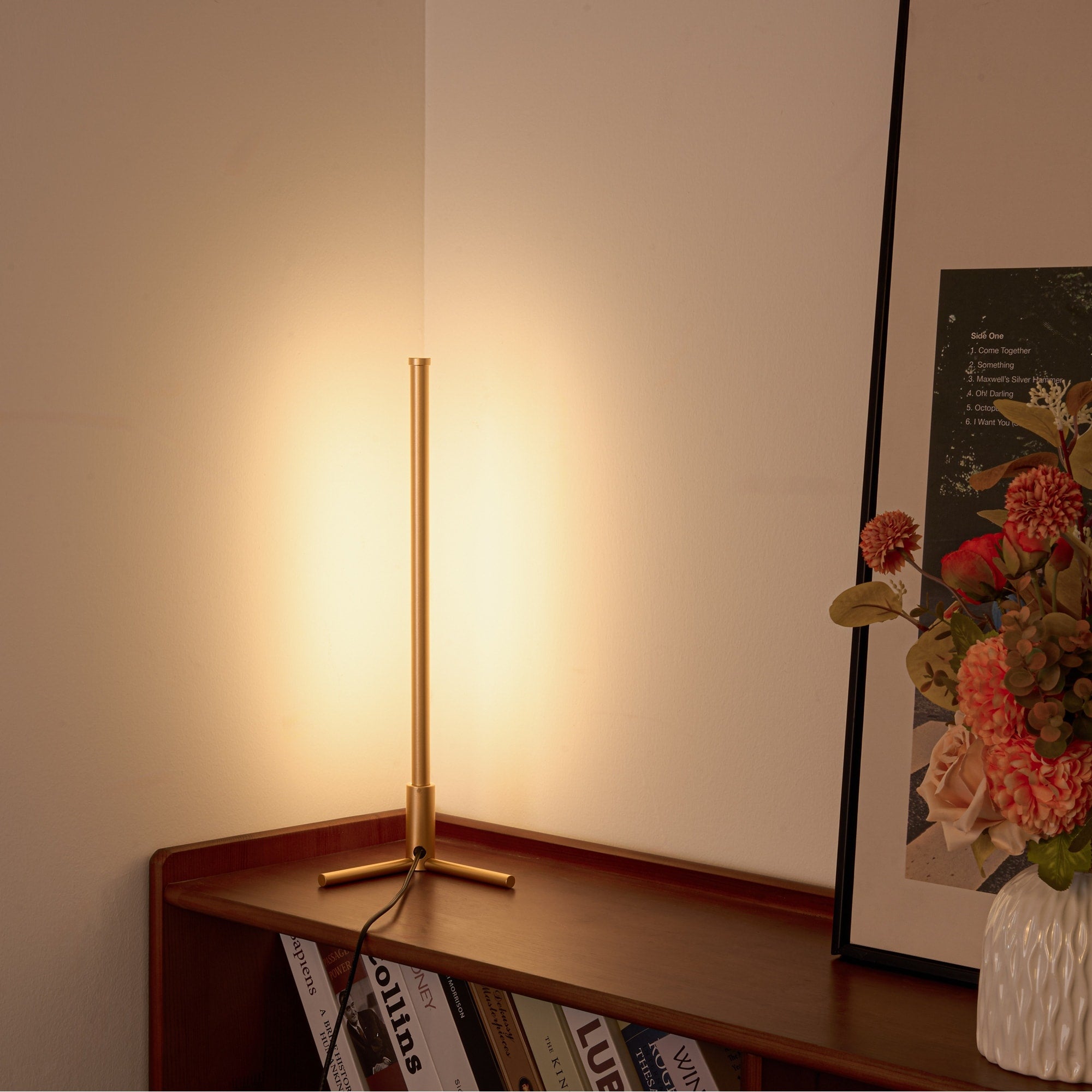 Lampe de bureau LED RGBCW minimaliste, veilleuse de chevet