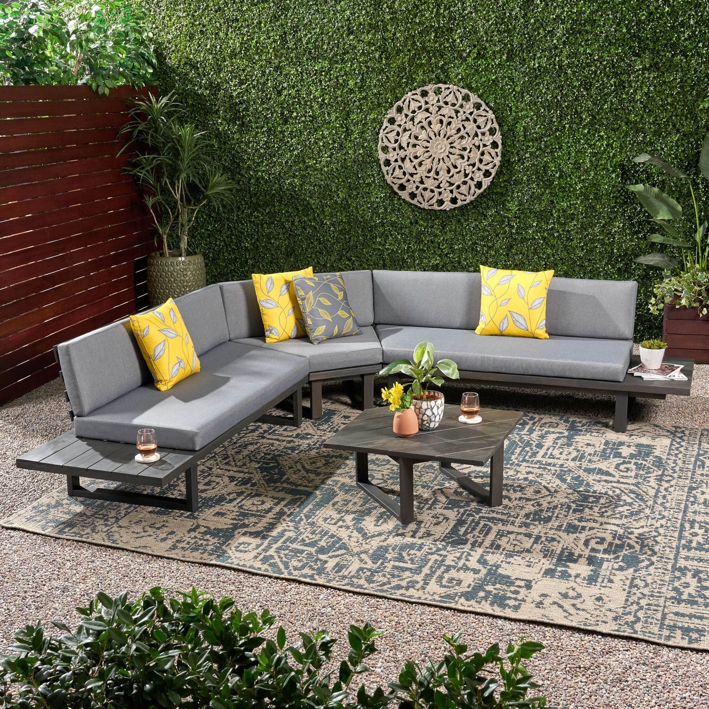 Ensemble de canapés sectionnels Mirabelle 4 pièces en acacia par Christopher Knight Home