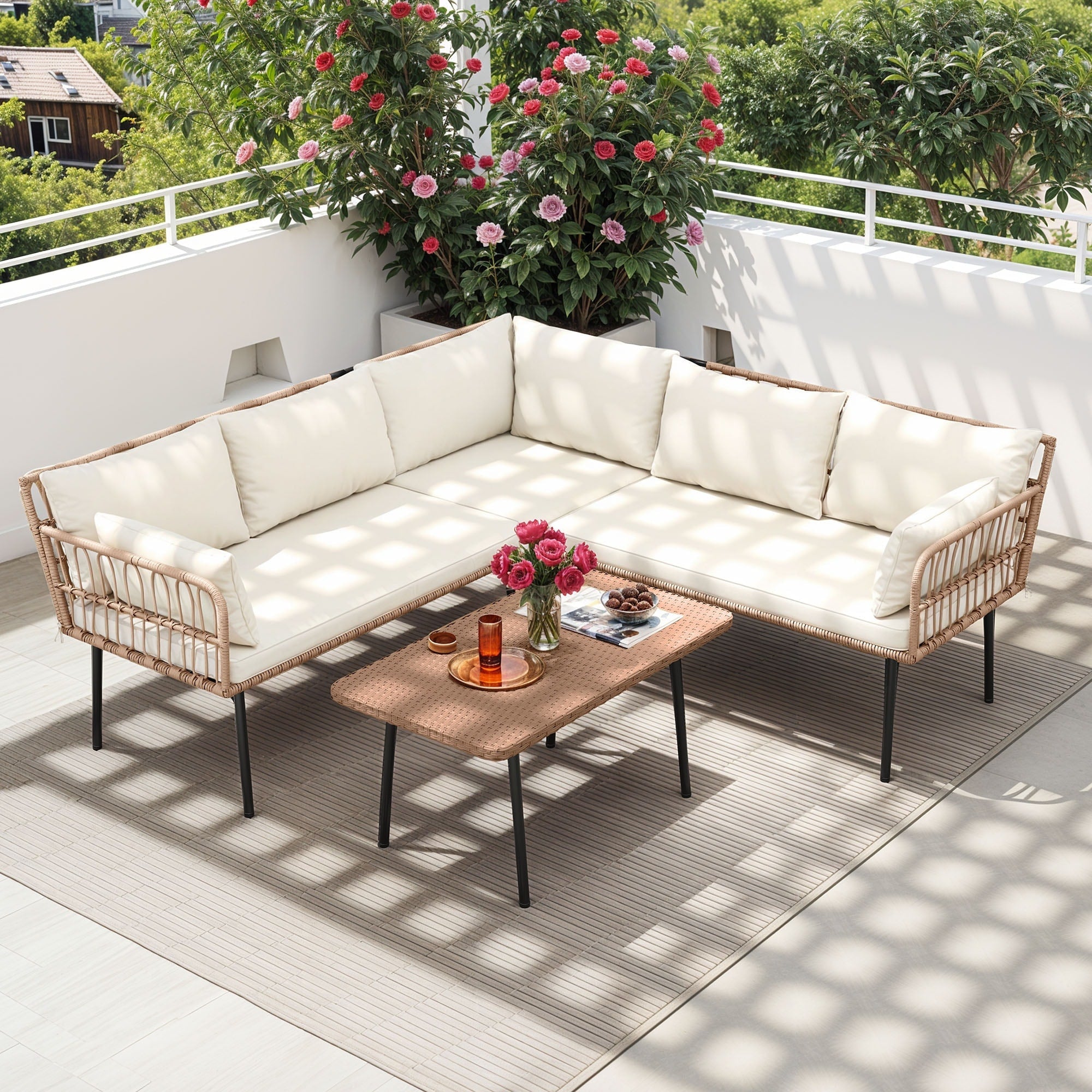 Ensemble de salon de jardin Moasis 4 pièces, canapé sectionnel 5 places en osier en forme de L avec coussins et table d'appoint