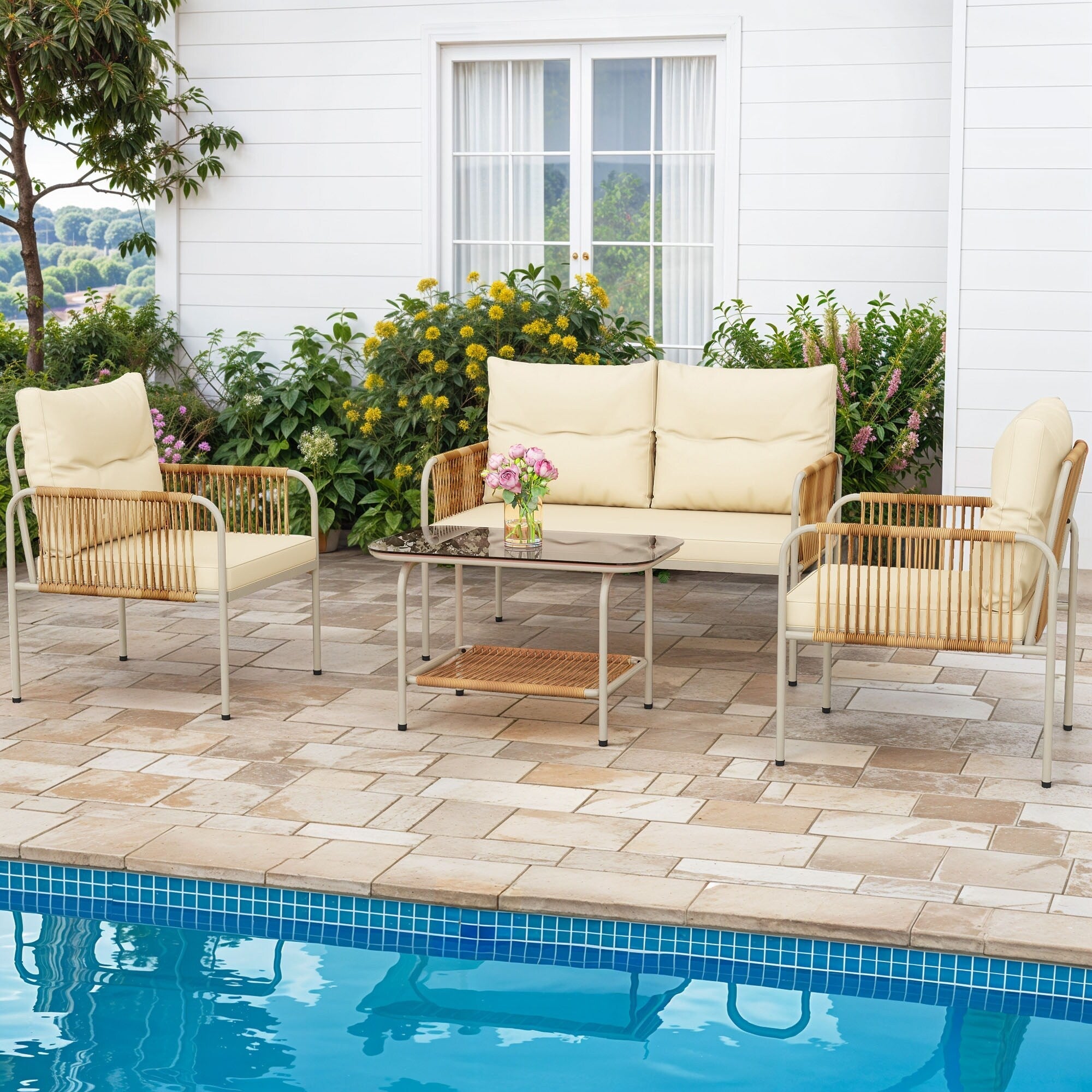 Ensemble de salon de jardin en rotin 4 pièces Moasis avec coussin beige et table basse