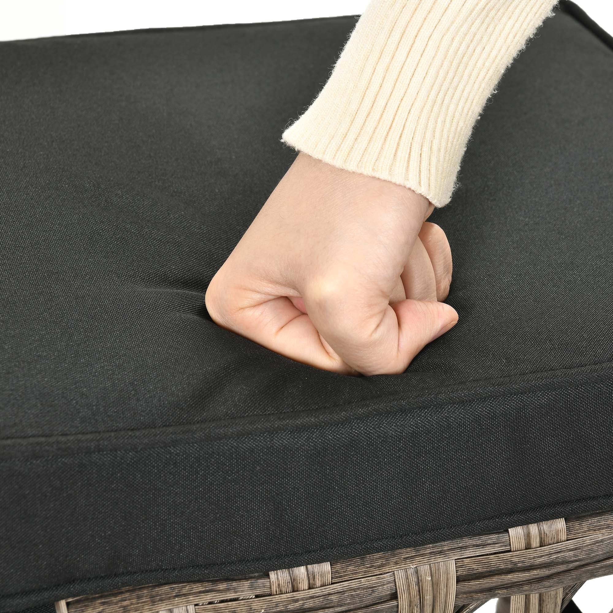 Ensemble de bar en rotin et osier Moasis 5 pièces, mobilier de salle à manger de patio avec porte-verres à vin et 4 tabourets de bar rembourrés