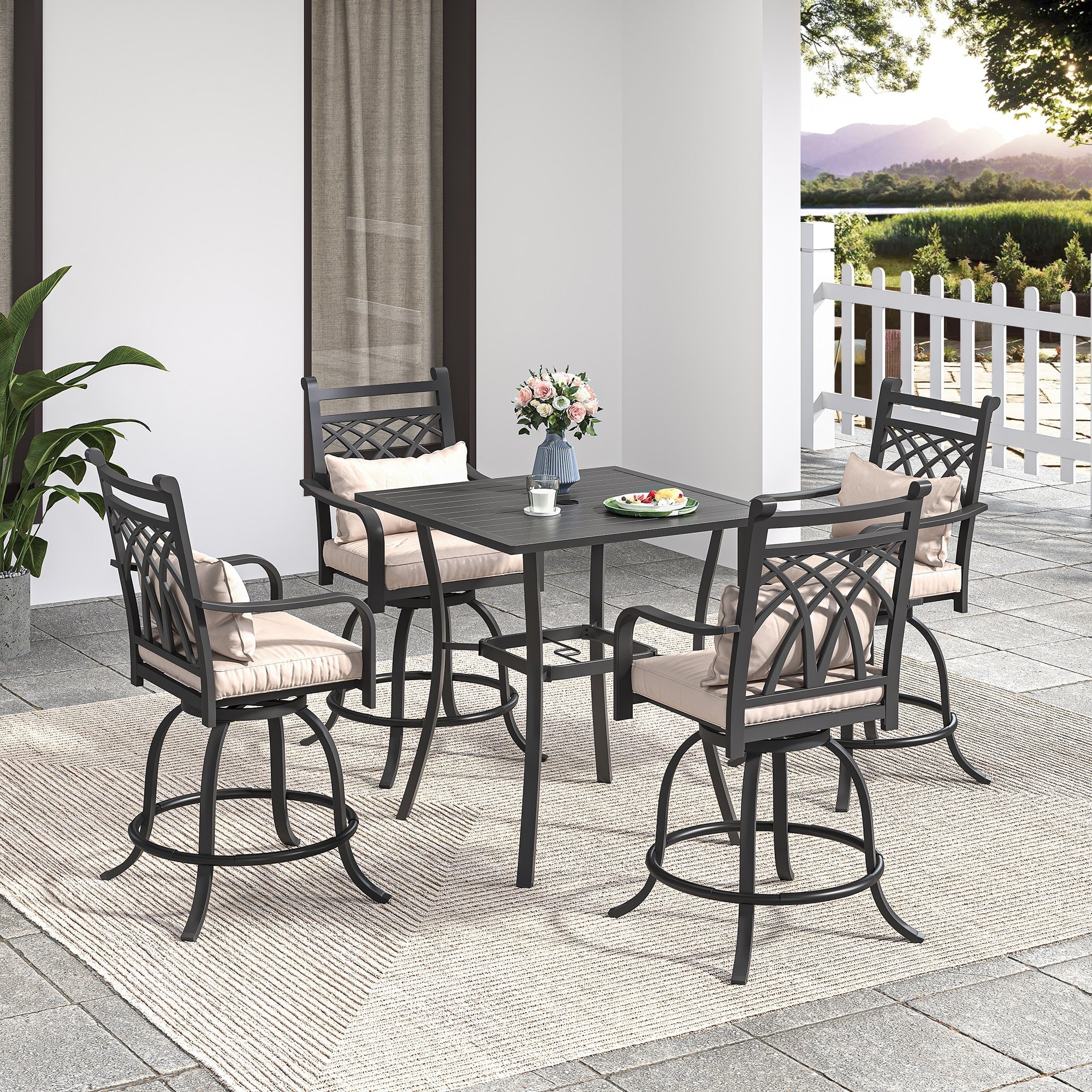Ensemble de salle à manger d'extérieur pivotant avec chaises coussinées de 29 W et table de patio