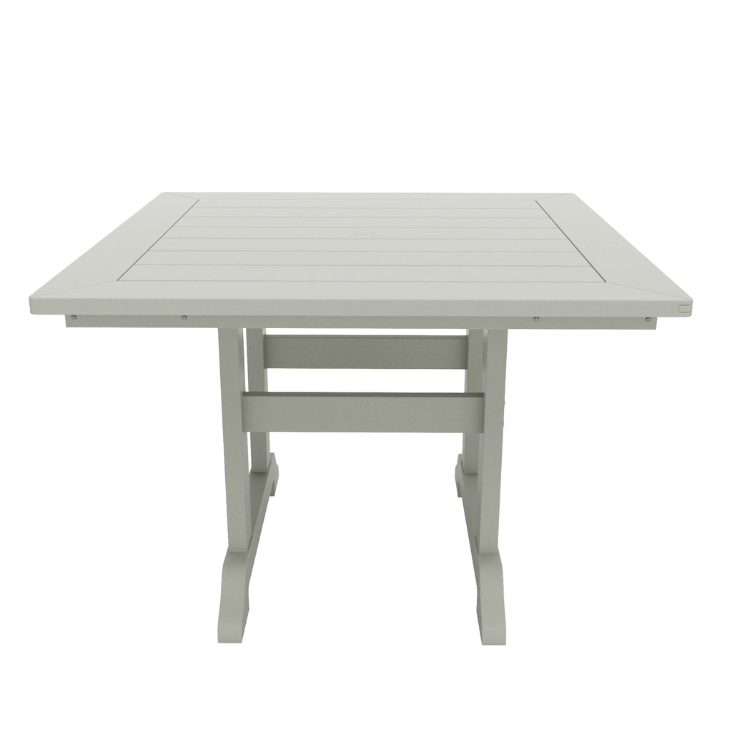 Ensemble de salle à manger d'extérieur Polytrends Shoreside, 5 pièces, carré, en polyester, respectueux de l'environnement, toutes saisons, avec fauteuils