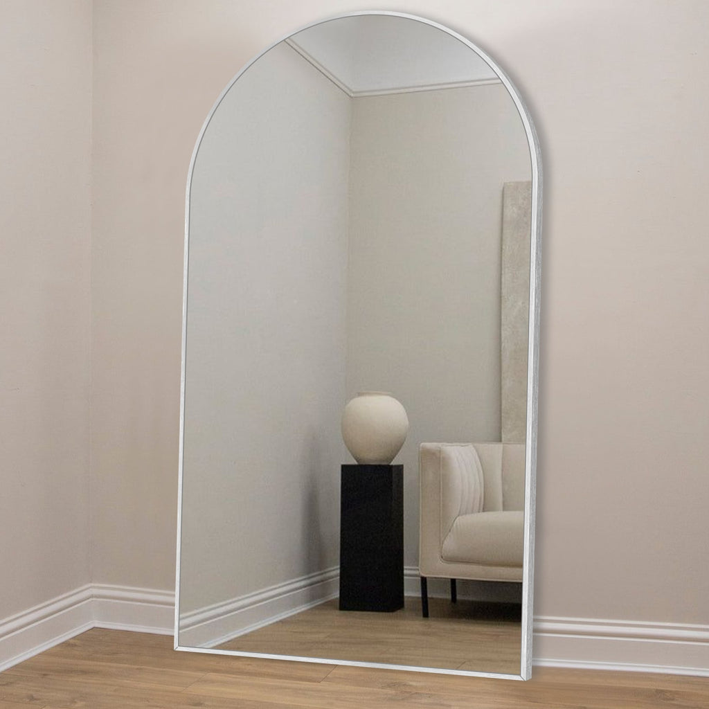 Miroir de sol moderne arqué en alliage d'aluminium sur toute la longueur