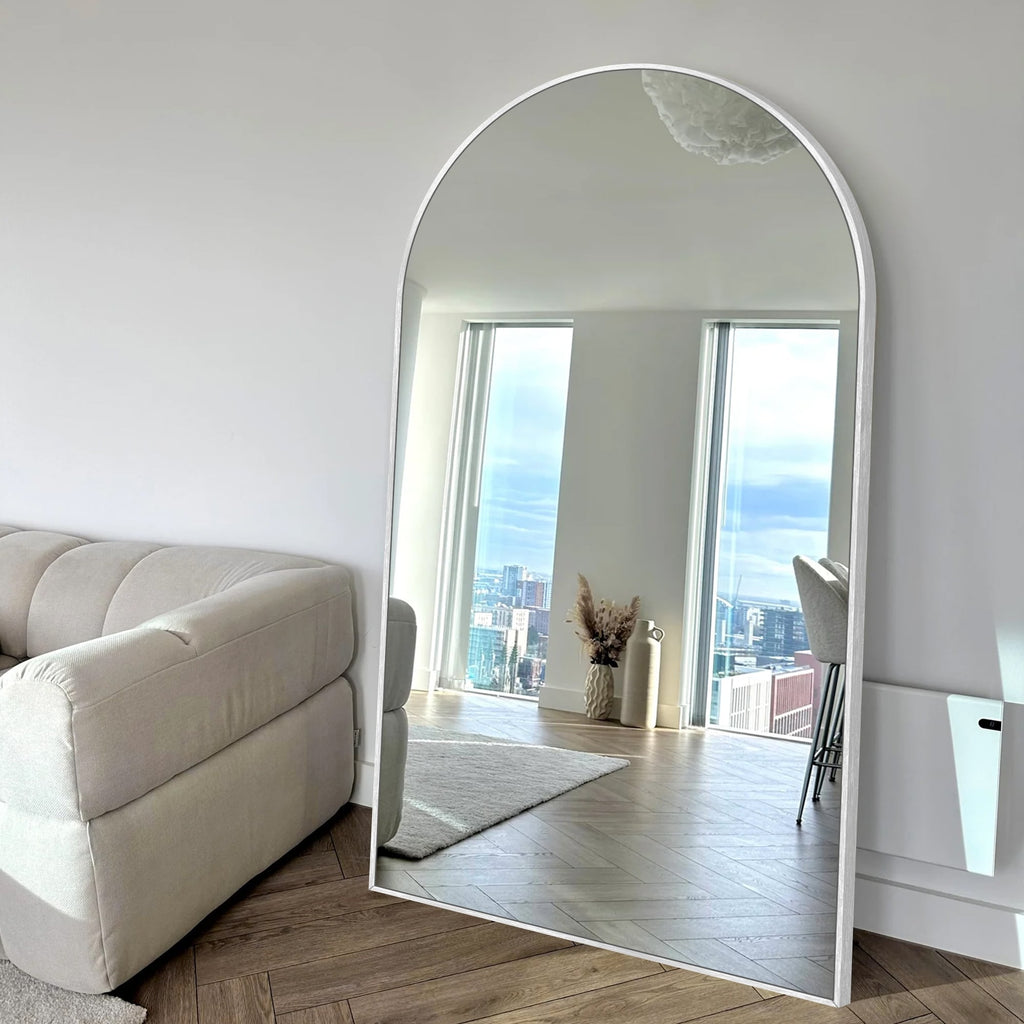 Miroir de sol moderne arqué en alliage d'aluminium sur toute la longueur