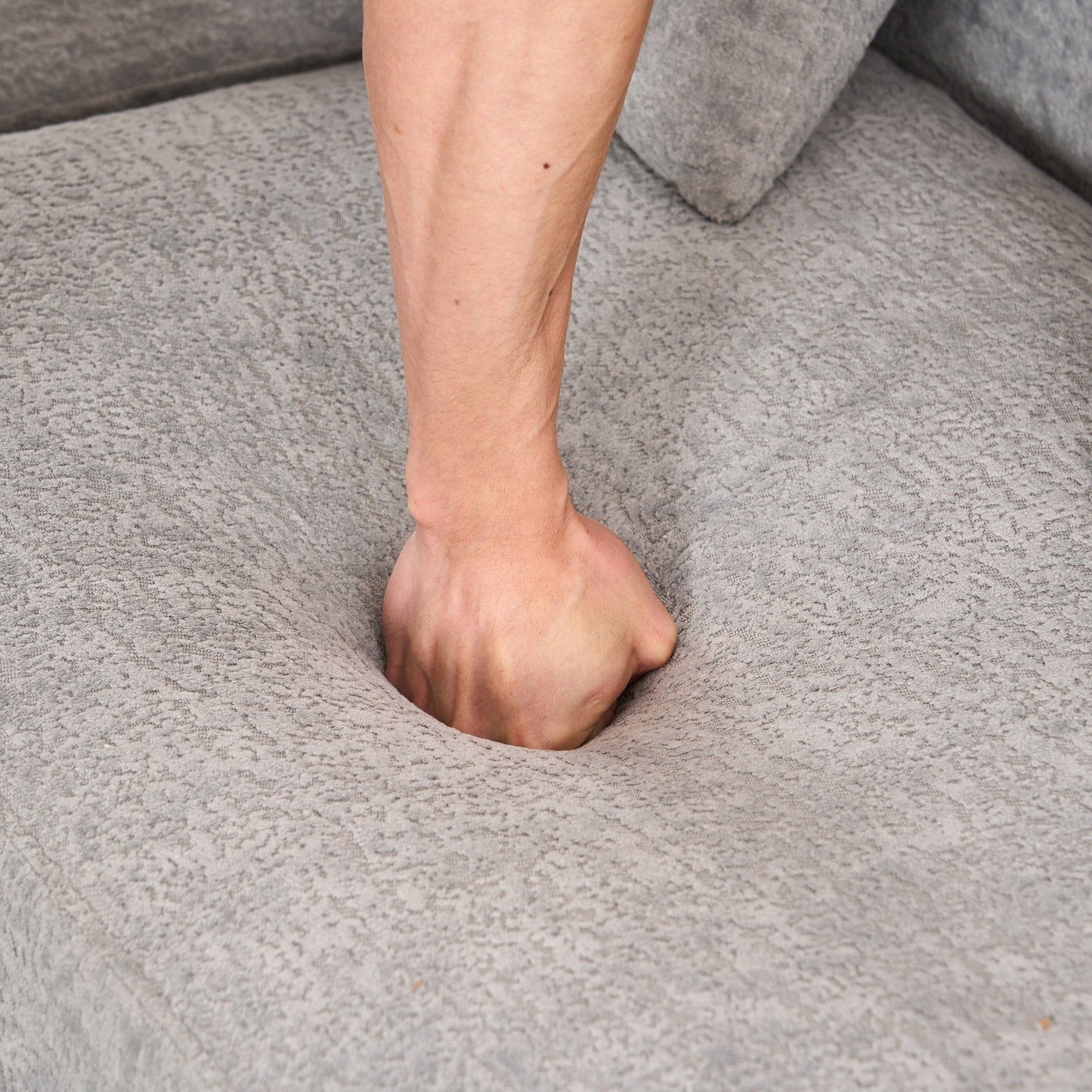 Canapé modulaire moderne en forme de L en chenille avec méridienne incurvée et 4 coussins pour le salon