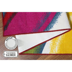 Tapis antidérapant multicolore à vagues contemporaines et modernes de la World Rug Gallery