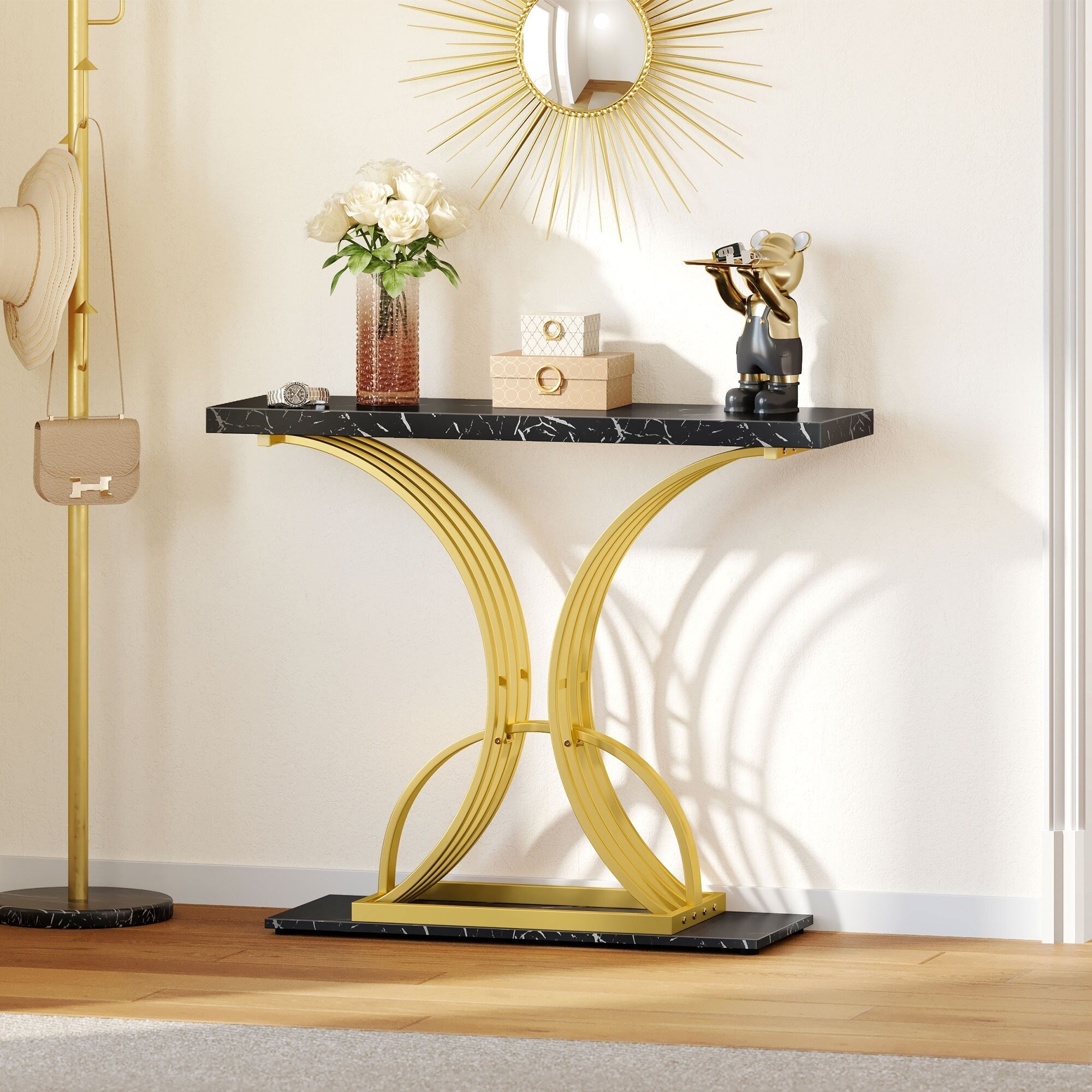 Console moderne dorée avec plateau en marbre pour entrée et couloir