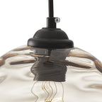 Lampe suspendue moderne noire à 1 lumière avec abat-jour en verre transparent ondulé