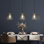 Suspension moderne du milieu du siècle Elisie à 1 lumière en verre martelé avec dôme en cascade pour cuisine, îlot de cuisine, salle à manger