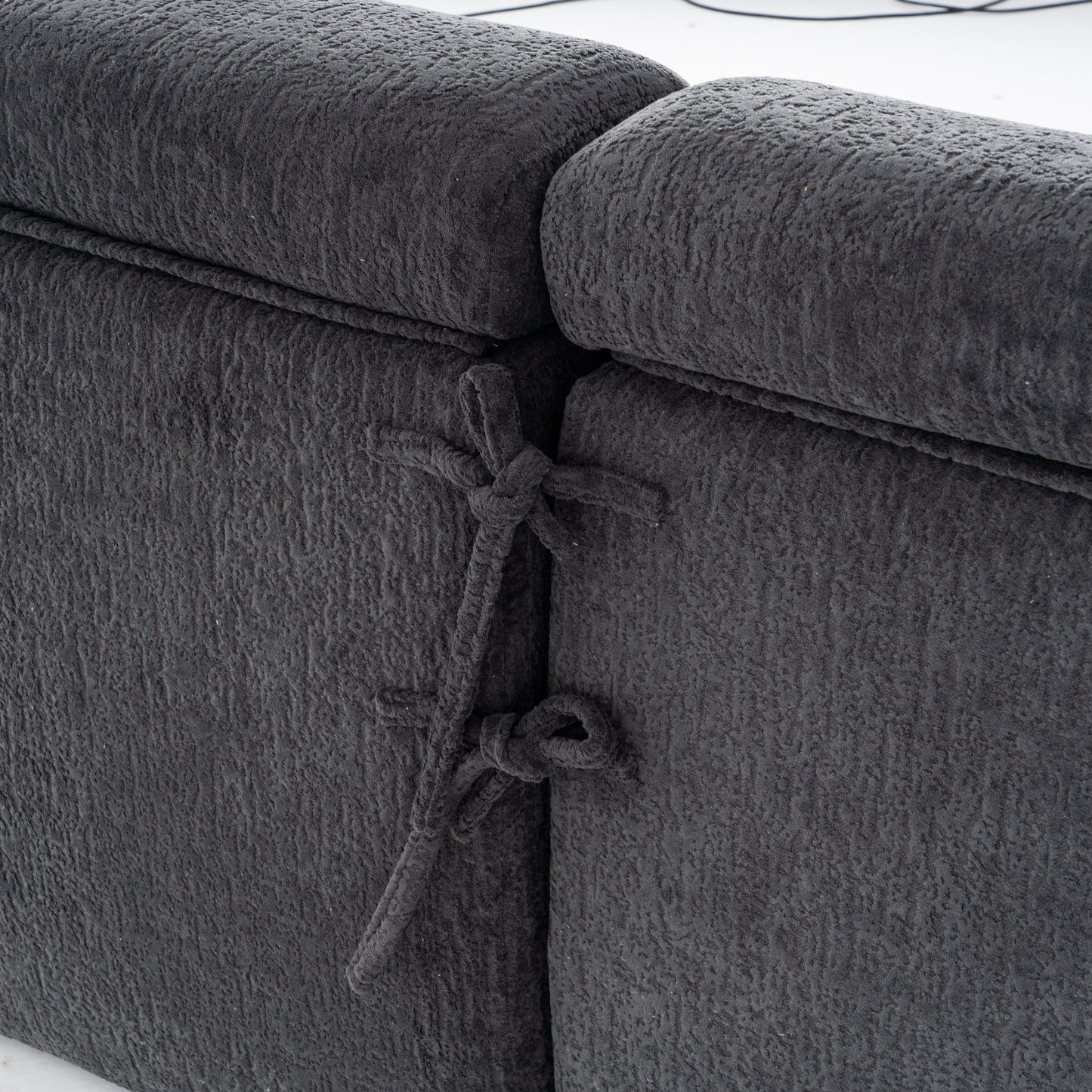 Canapé modulaire 4 places en chenille grain de bois moderne avec 2 oreillers pour salon et appartement