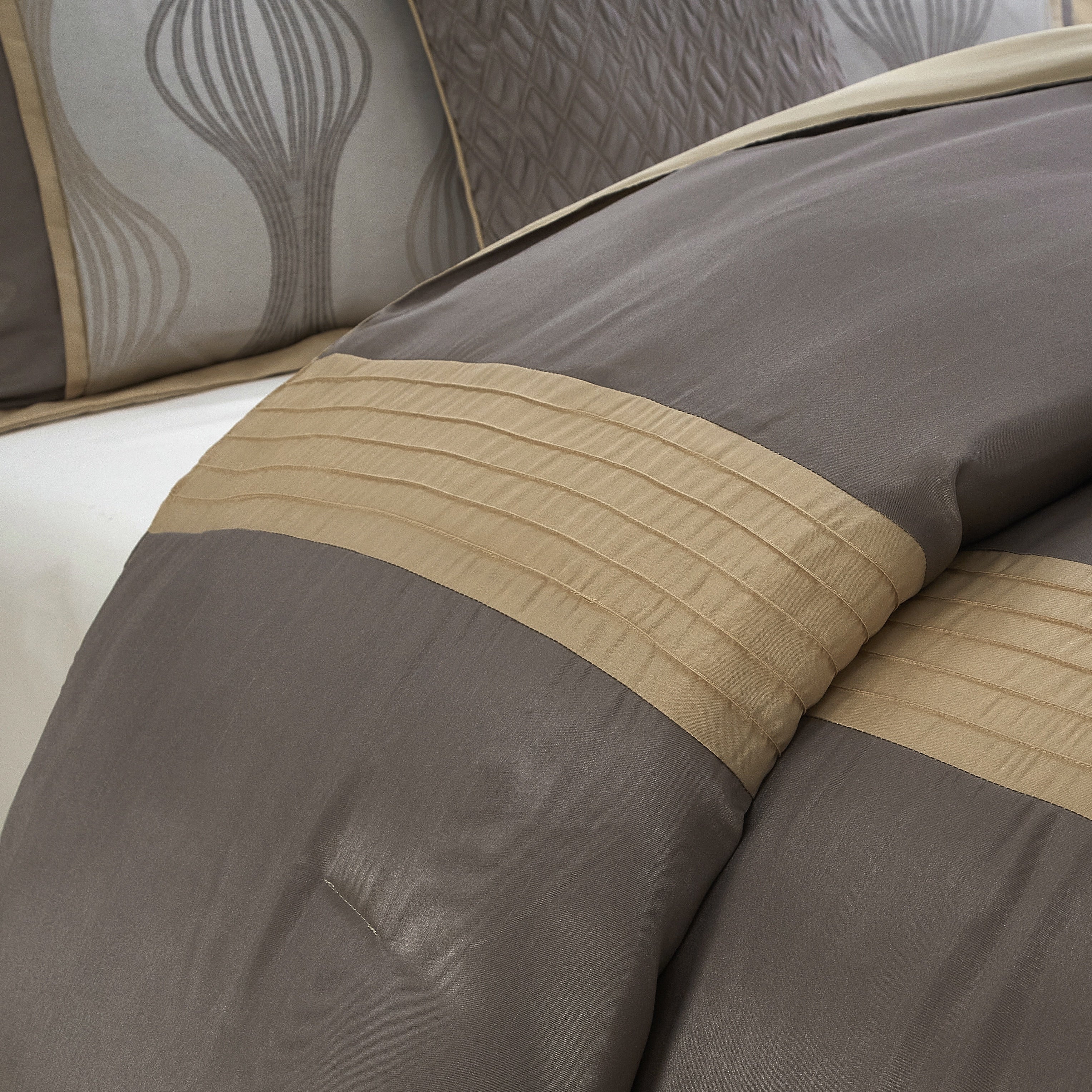 Ensemble de couette géométrique moderne Nanshing Daniella 7 pièces