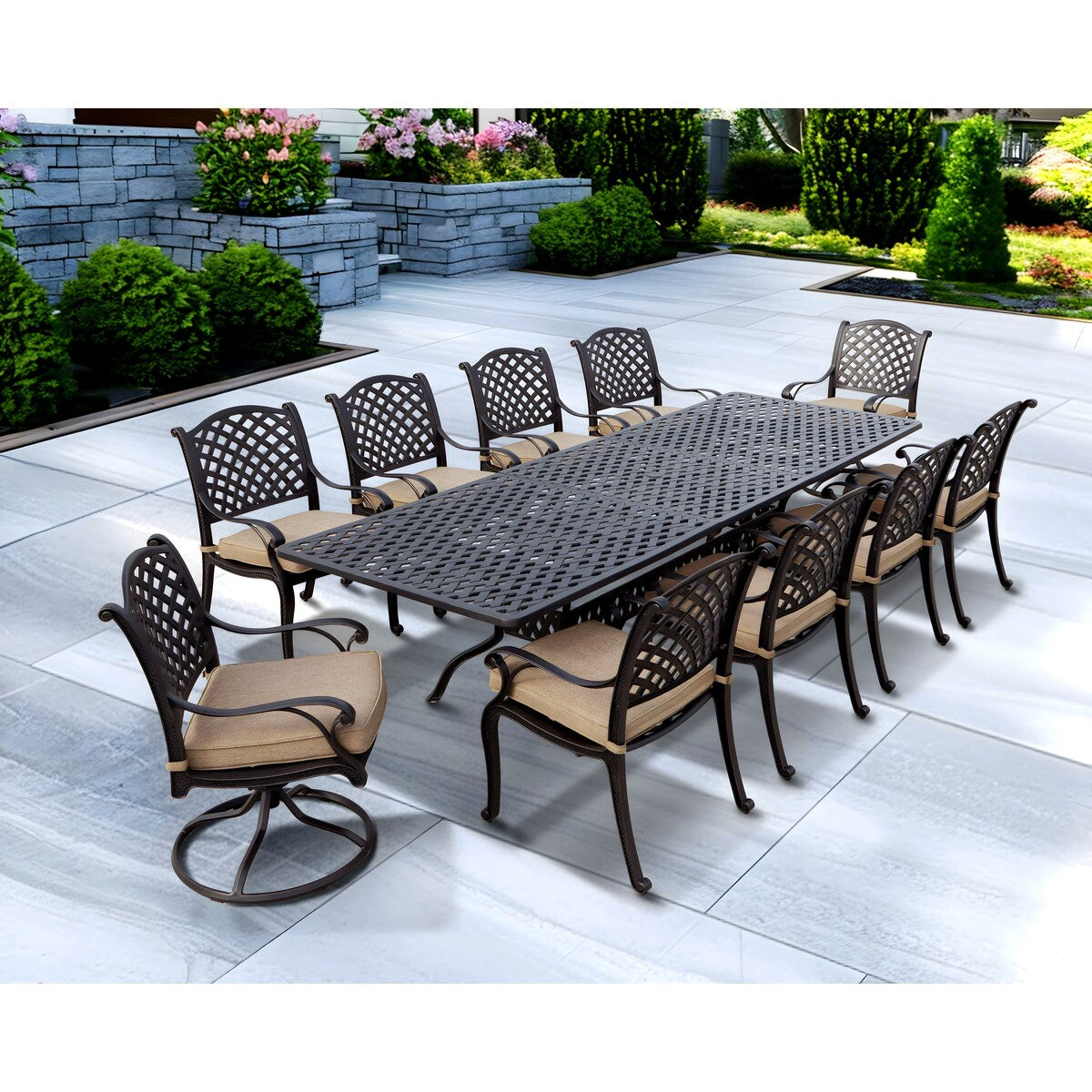 Ensemble de salle à manger de patio Nassau 11 pièces (avec 2 chaises pivotantes à bascule) et table à manger rectangulaire extensible 42 x 92 / 42 x 120 po