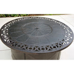 Ensemble de conversation Nassau 4 pièces pour patio avec foyer au propane, causeuse, coussins, table de discussion ronde de 47 po et verre à feu