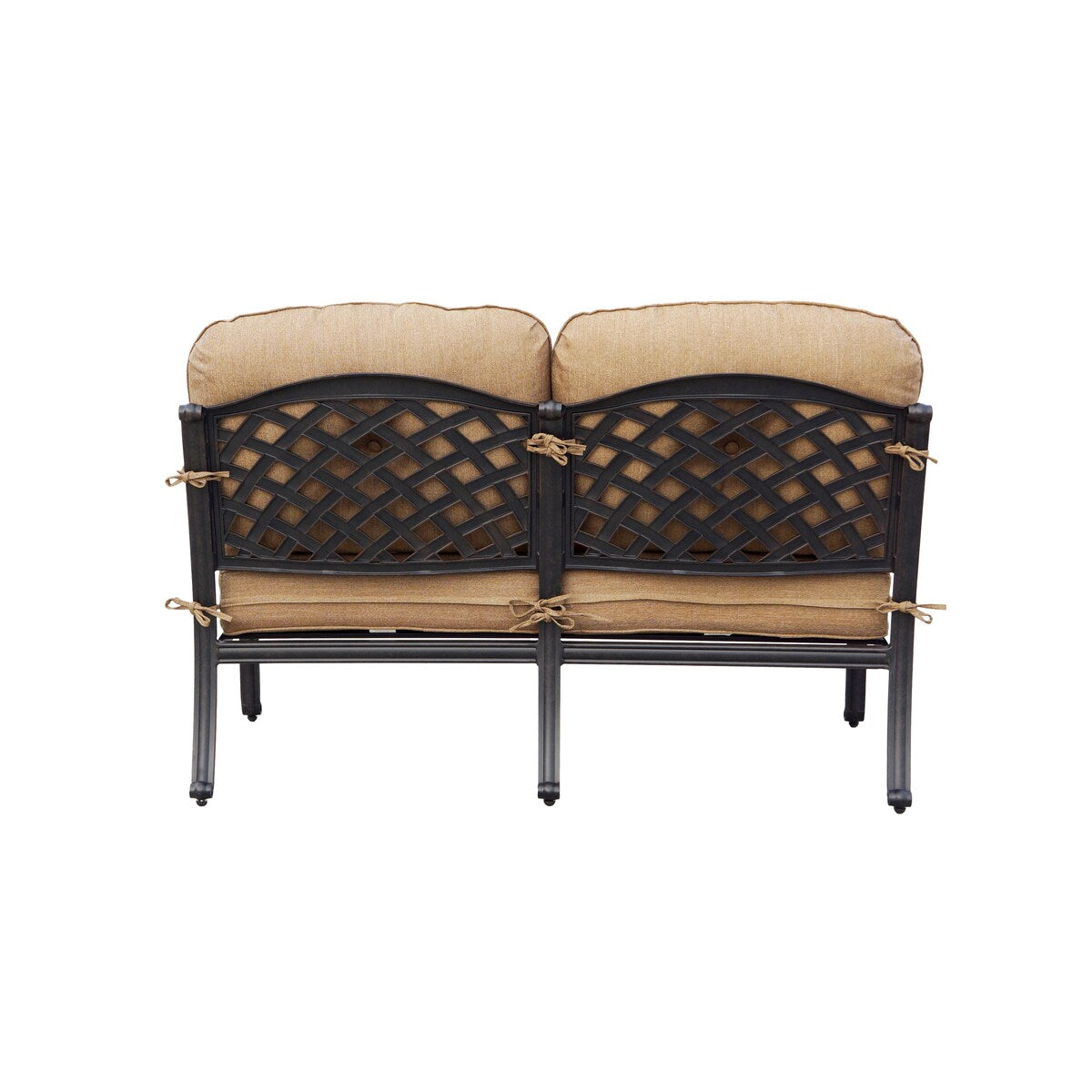 Ensemble de conversation Nassau 4 pièces pour patio avec foyer au propane, causeuse, coussins, table de discussion ronde de 47 po et verre à feu