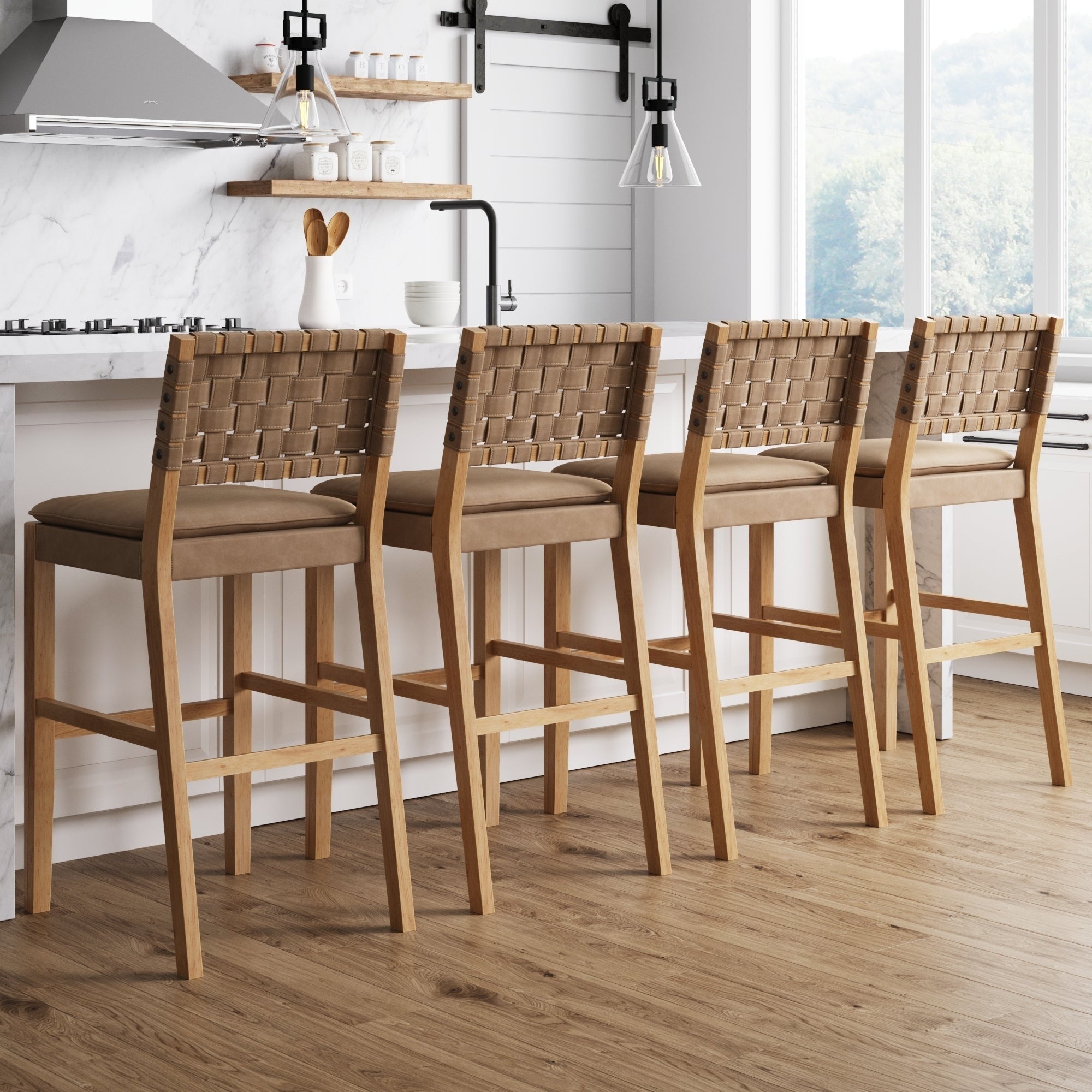 Tabouret de bar ou de comptoir en similicuir Nathan James Cohen, structure en bois massif avec repose-pieds et dossier en cuir tressé