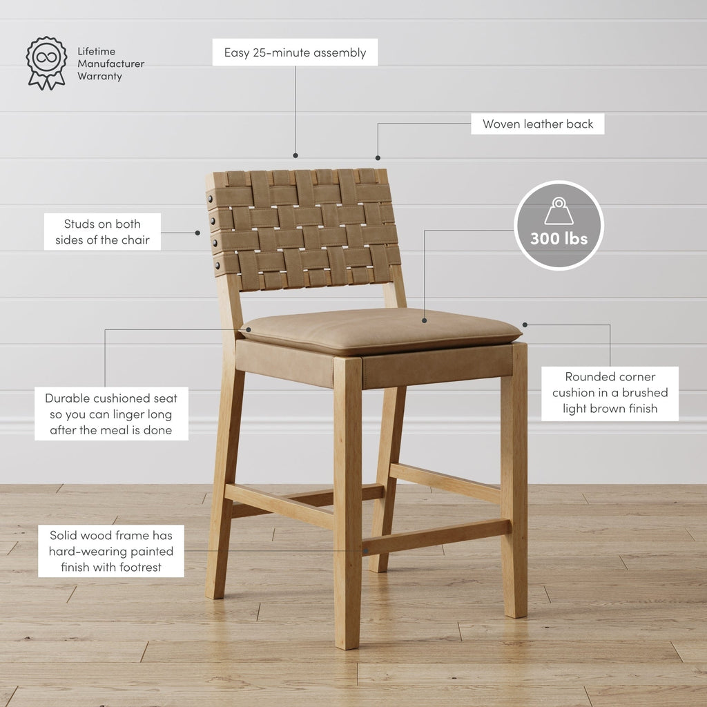 Tabouret de bar ou de comptoir en similicuir Nathan James Cohen, structure en bois massif avec repose-pieds et dossier en cuir tressé