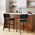 Tabouret de bar ou de comptoir en similicuir Nathan James Cohen, structure en bois massif avec repose-pieds et dossier en cuir tressé