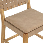 Tabouret de bar ou de comptoir en similicuir Nathan James Cohen, structure en bois massif avec repose-pieds et dossier en cuir tressé