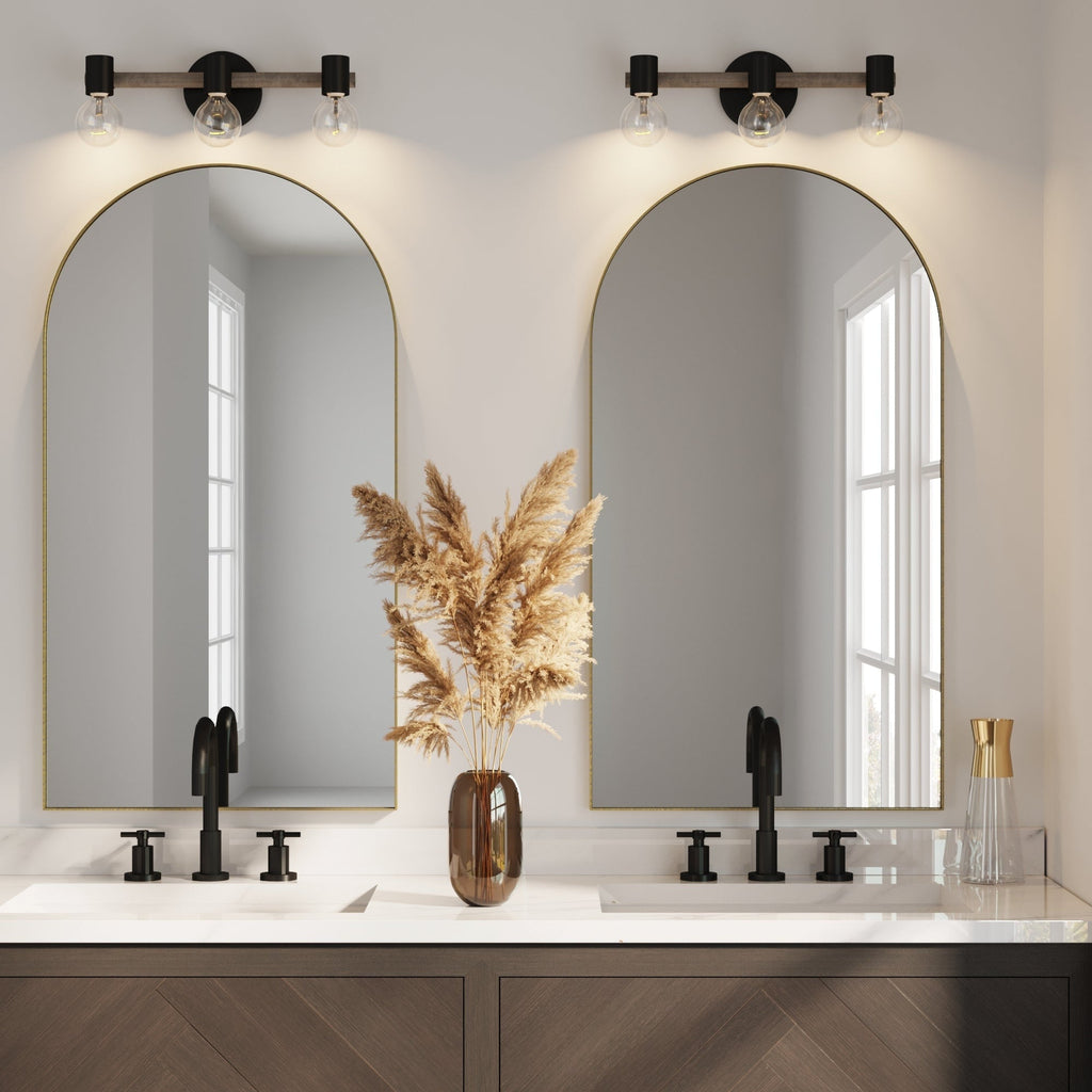 Luminaire de salle de bain 3 lumières style ferme Nathan James Henry en bois brossé et métal noir pour salle de bain et meuble-lavabo