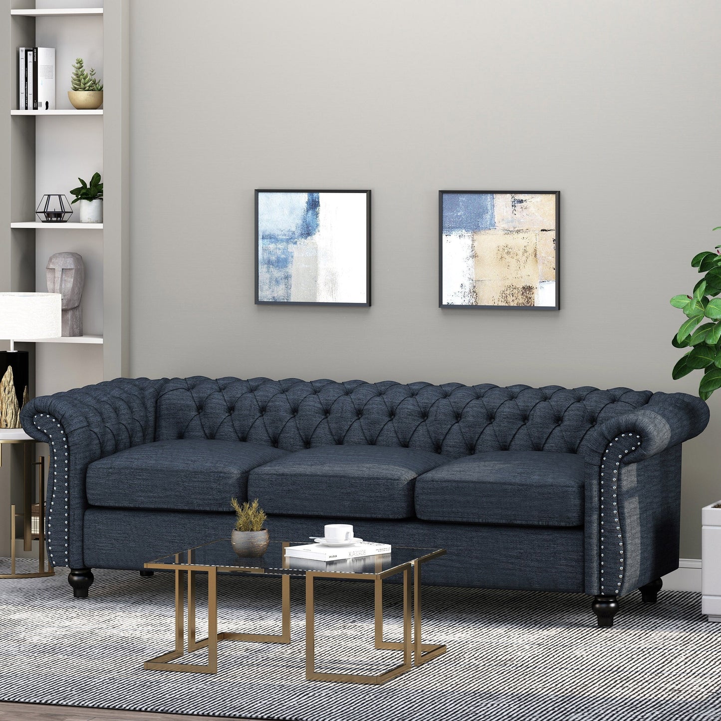 Canapé 3 places Chesterfield bleu marine 84,75, capitonné, avec clous et pieds en bois