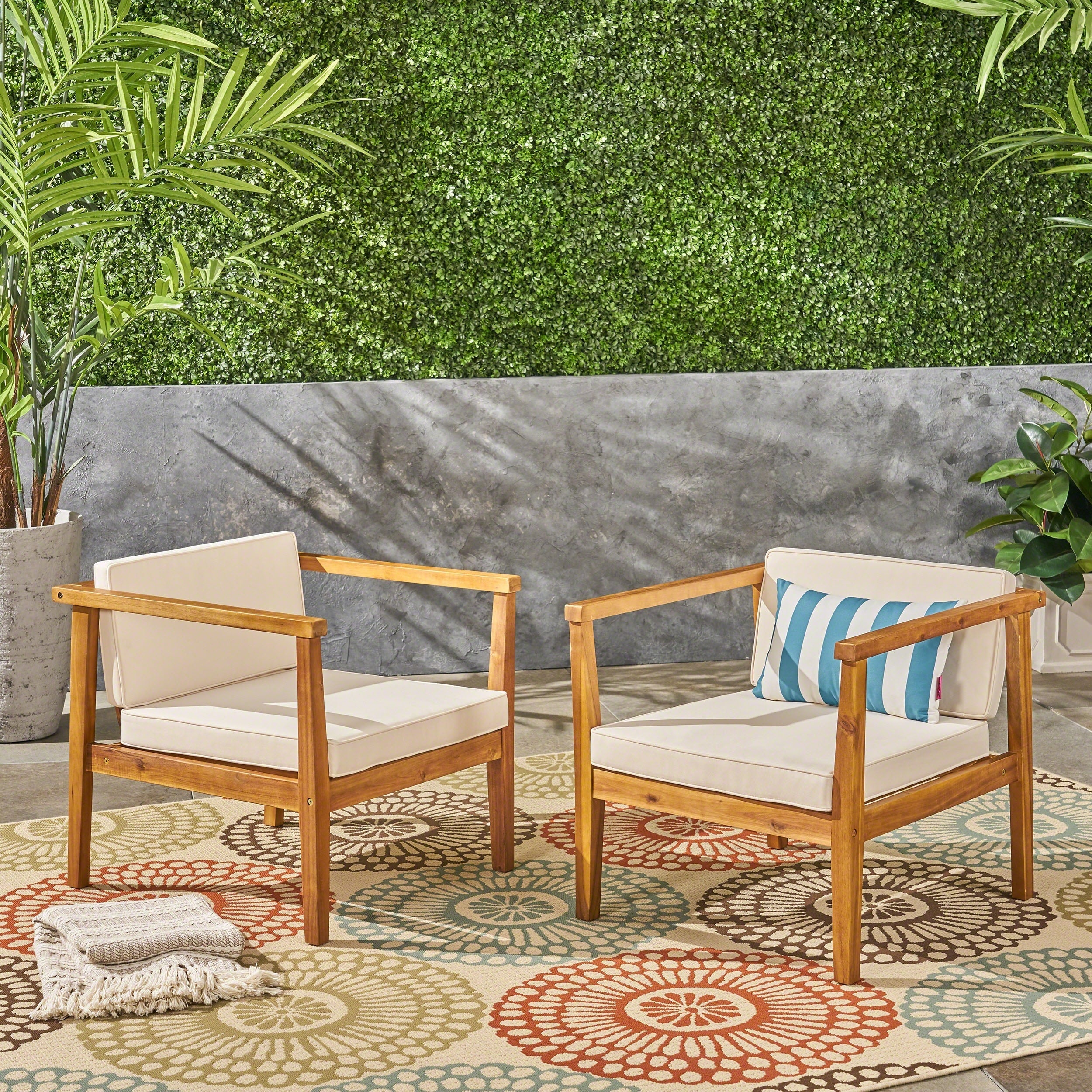 Fauteuils club d'extérieur Newbury en bois d'acacia avec coussins (lot de 2) par Christopher Knight Home