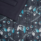 Parure de lit en microfibre gris foncé/bleu Next Level ALEX + BELLA
