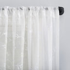 N° 918 Delia Rideau transparent à passe-tringle brodé floral