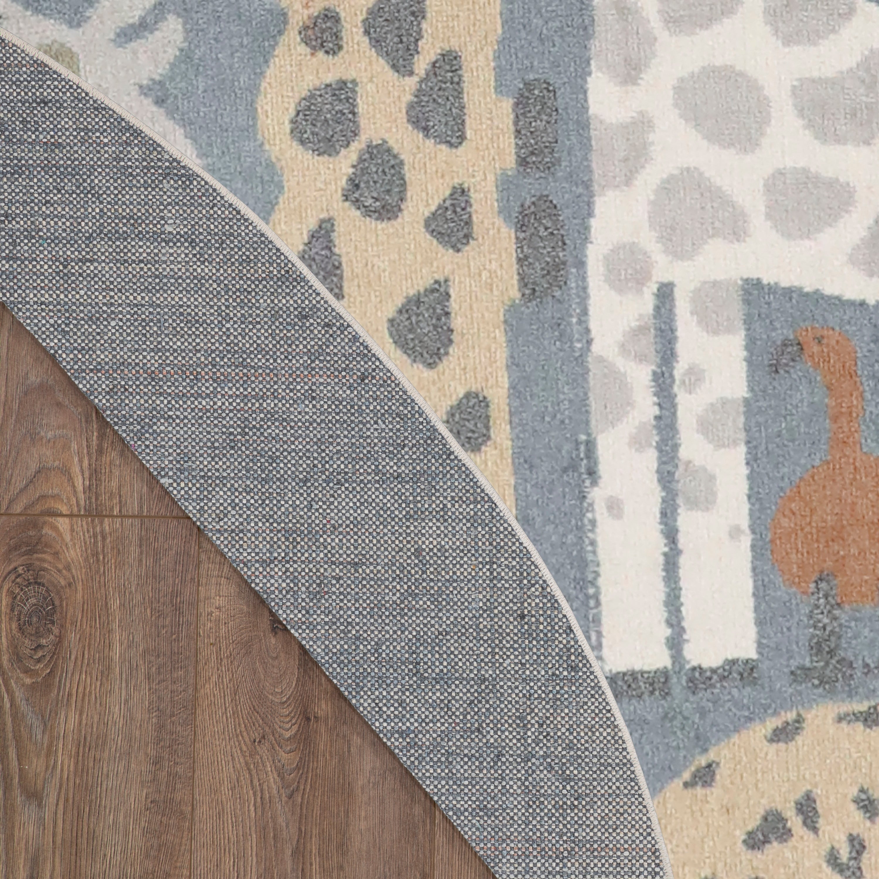 Tapis Nourison Astra lavable en machine à imprimé animal