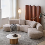 Canapé sectionnel ouvert et incurvé Nestled