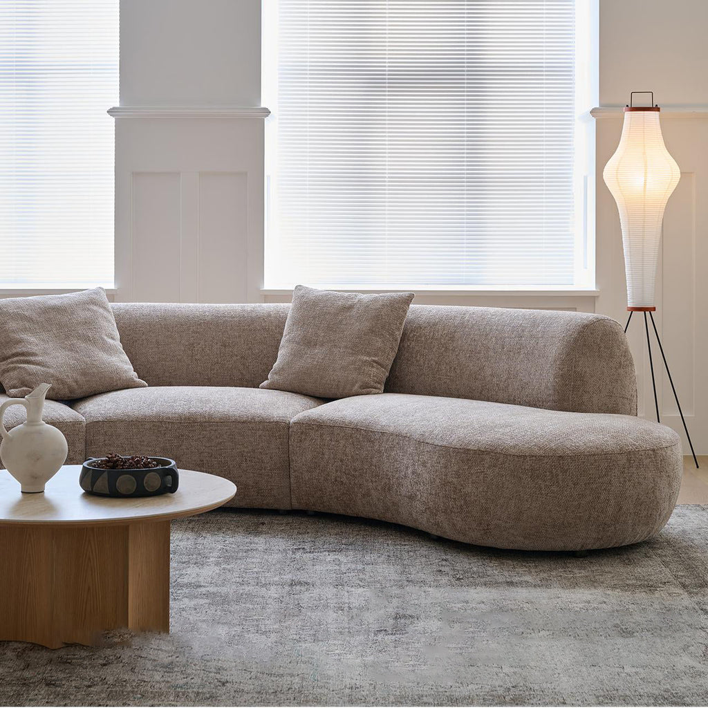 Canapé sectionnel ouvert et incurvé Nestled