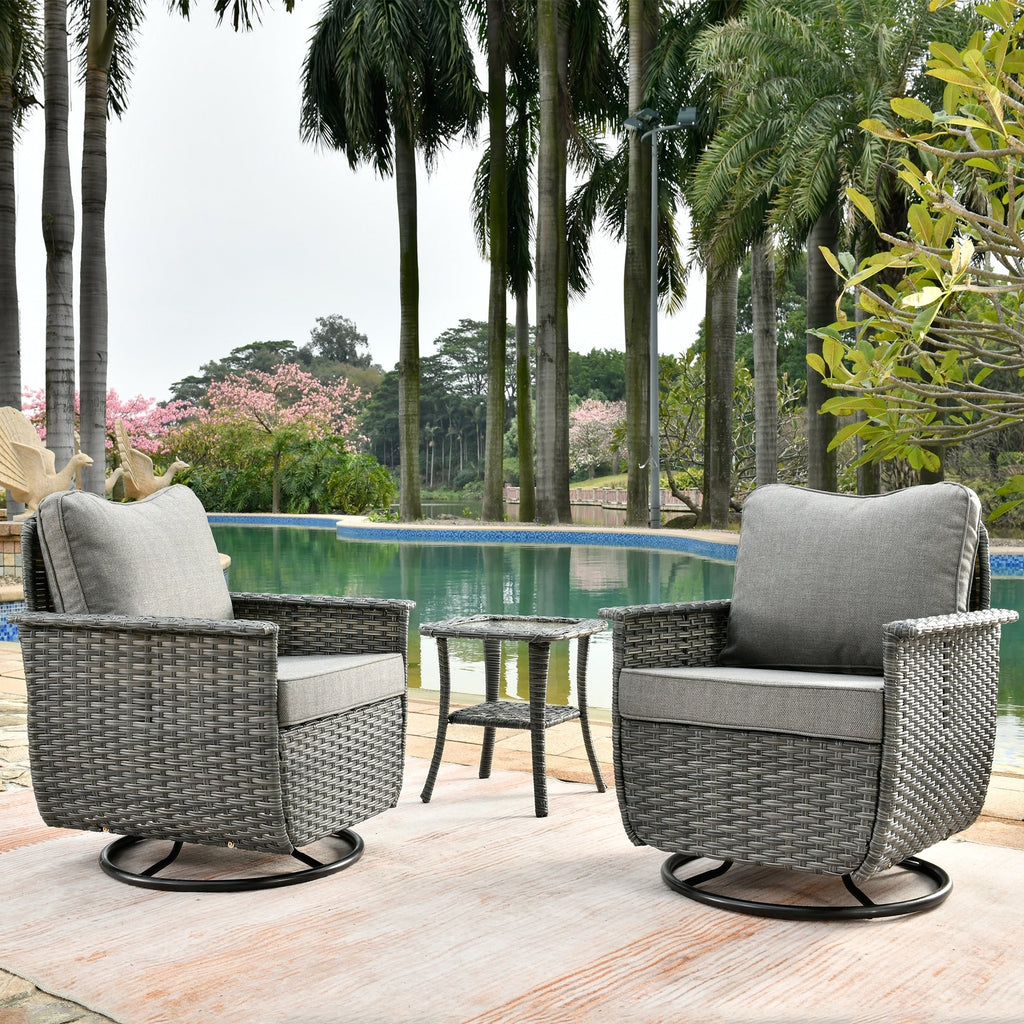 Ensemble de 3 chaises pivotantes en osier pour patio OVIOS, adaptées aux animaux de compagnie