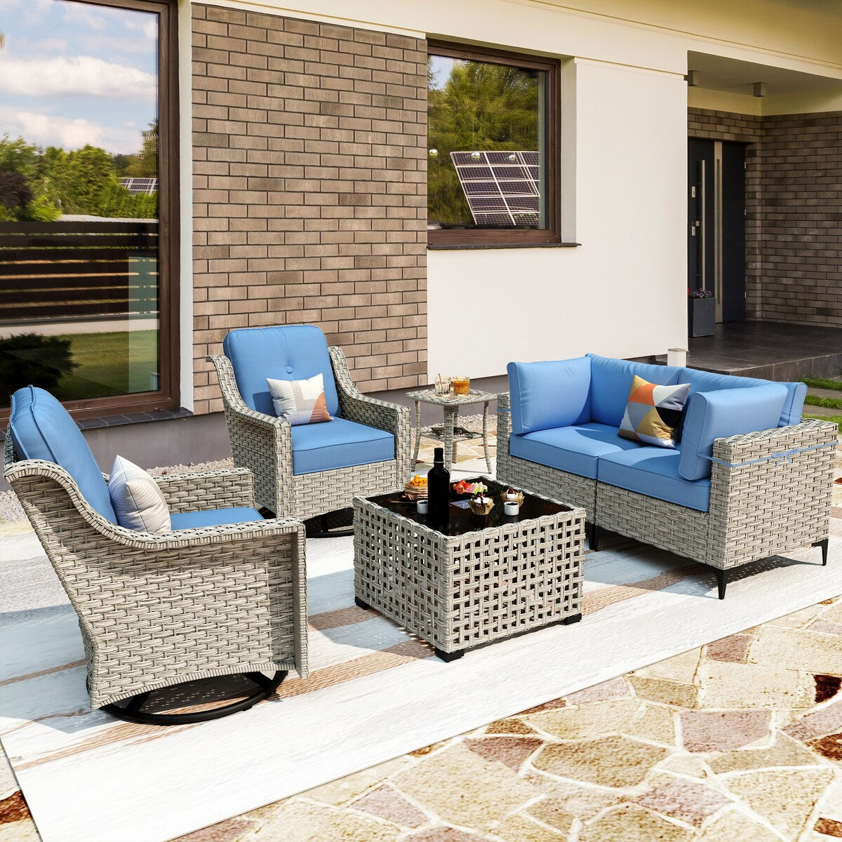 Ensemble de 6 chaises pivotantes d'extérieur en osier OVIOS avec table basse à énergie solaire