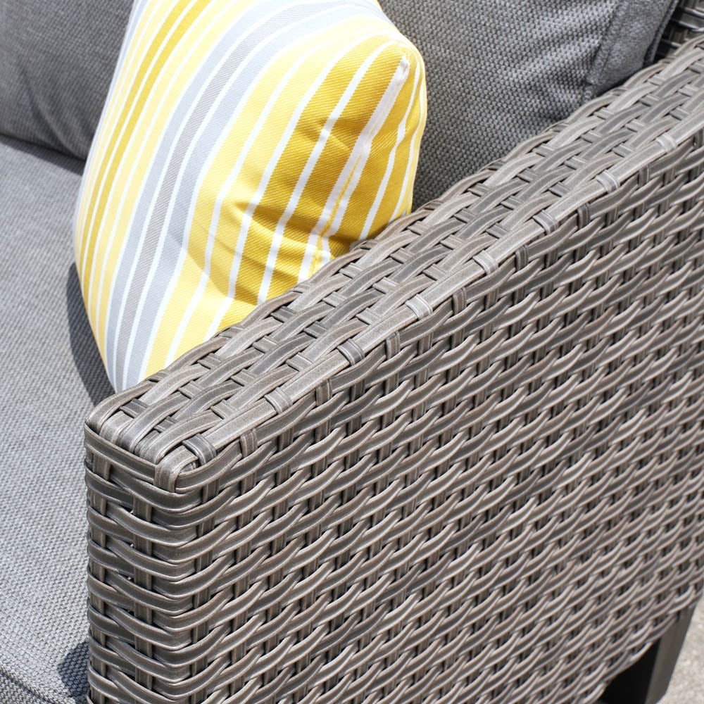 Ensemble de meubles de patio OVIOS 8 pièces en osier avec chaises pivotantes