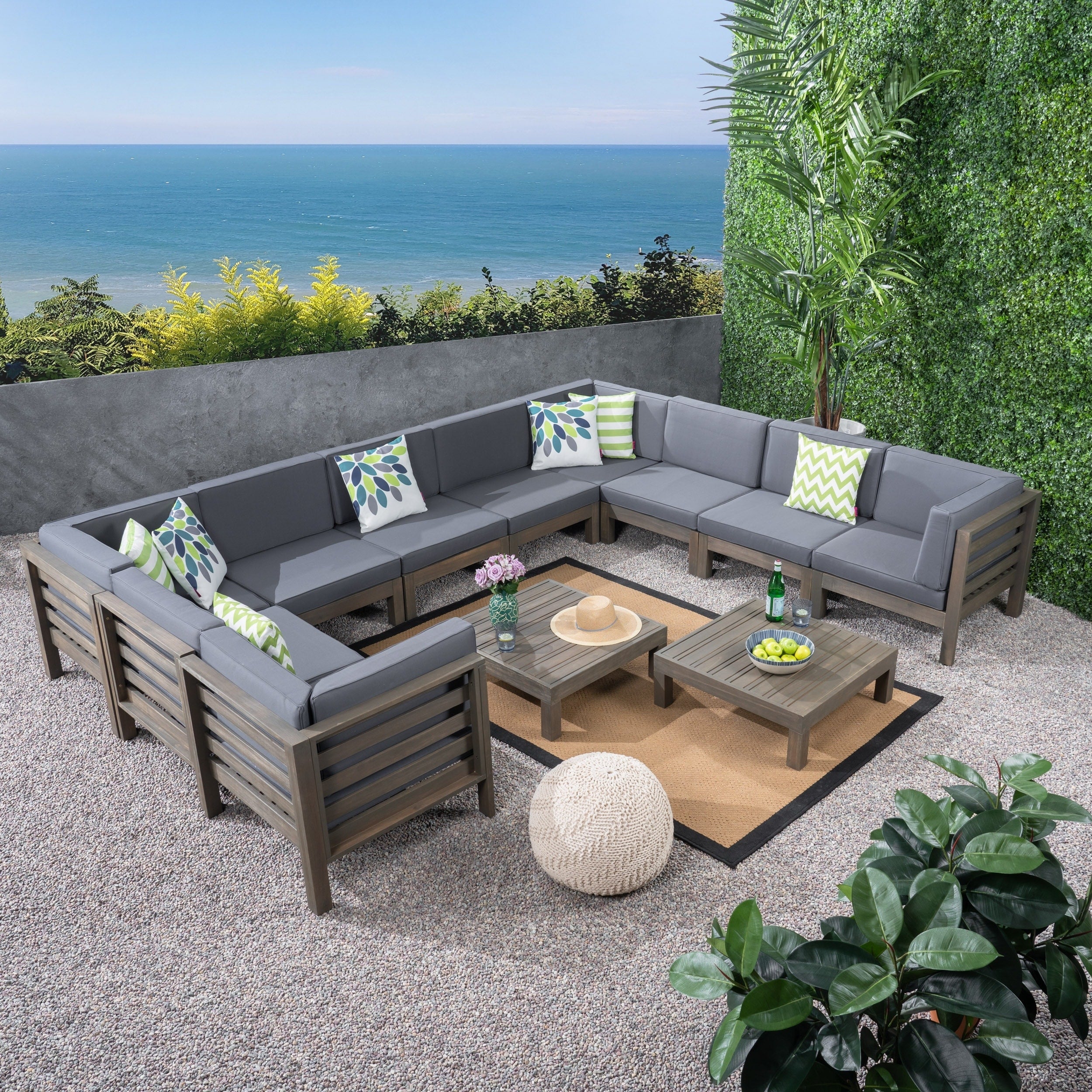 Ensemble de canapés d'extérieur Oana 12 pièces en bois d'acacia en forme de U par Christopher Knight Home