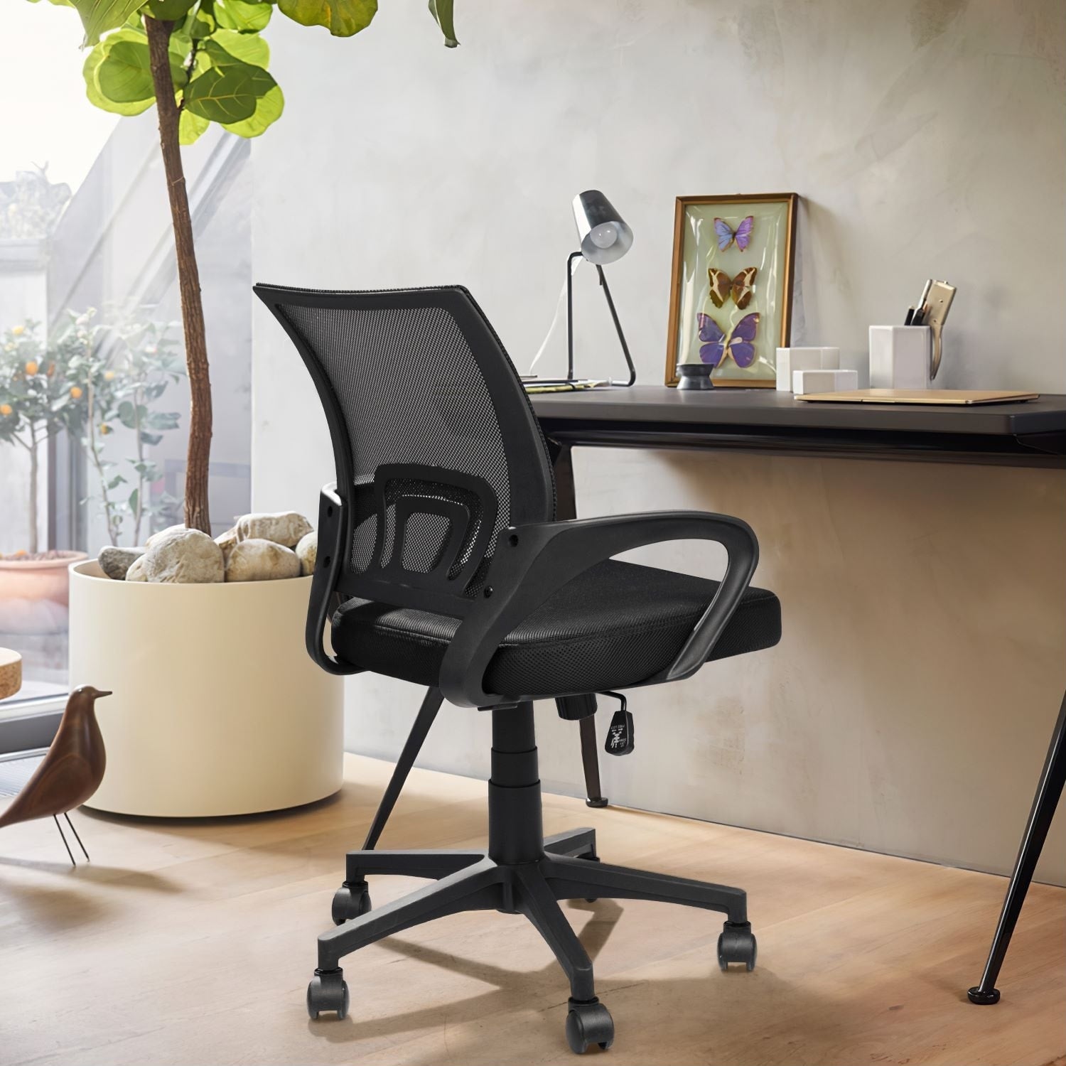 Chaise de bureau en maille avec accoudoirs