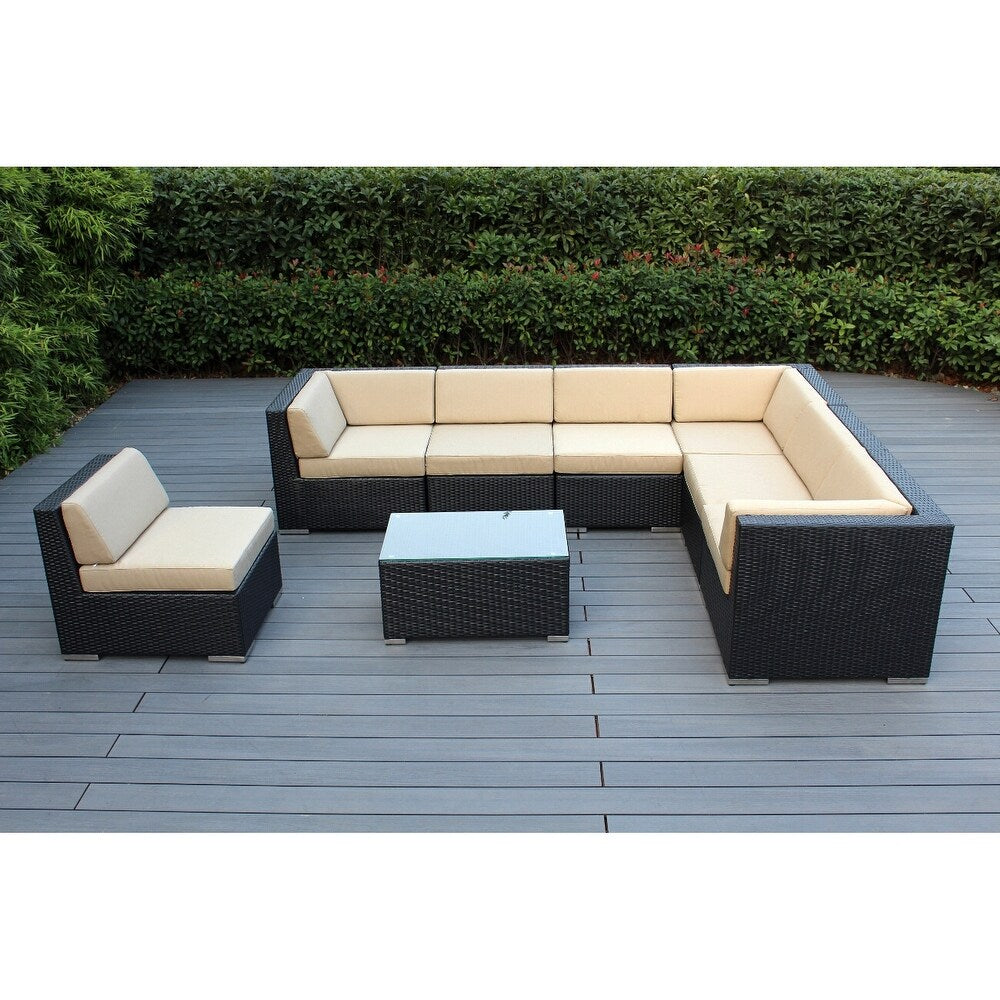 Ensemble de patio extérieur Ohana 8 pièces en osier noir avec coussins - Sans assemblage