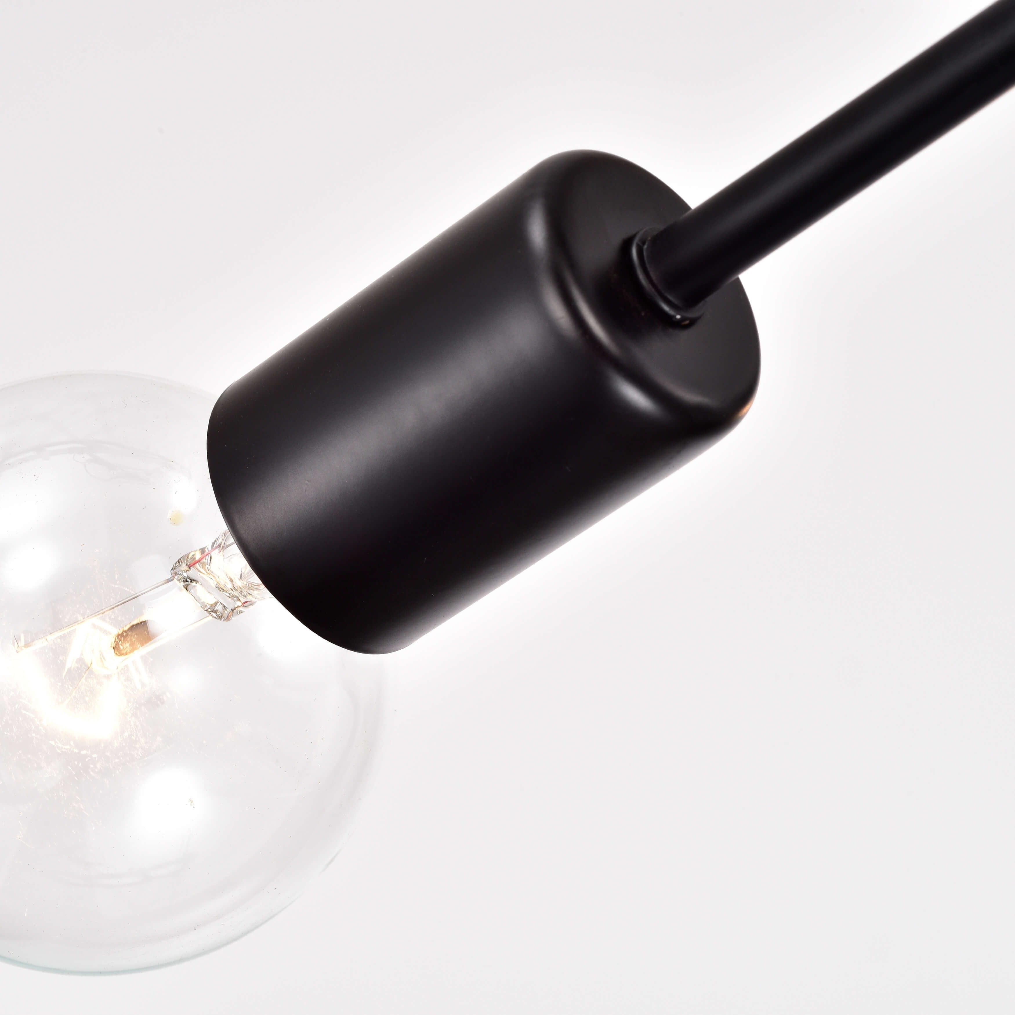 Plafonnier linéaire noir Sputnik Olalla à 8 lumières