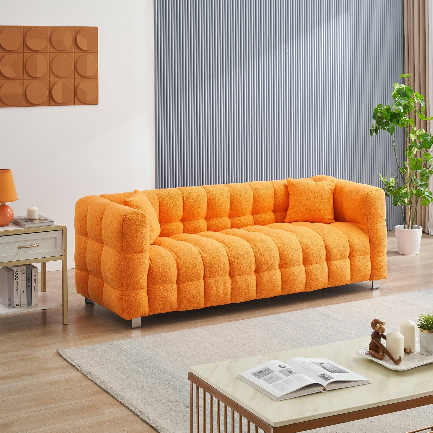 Canapé 3 places Teddy Orange 80 avec deux coussins et pieds robustes