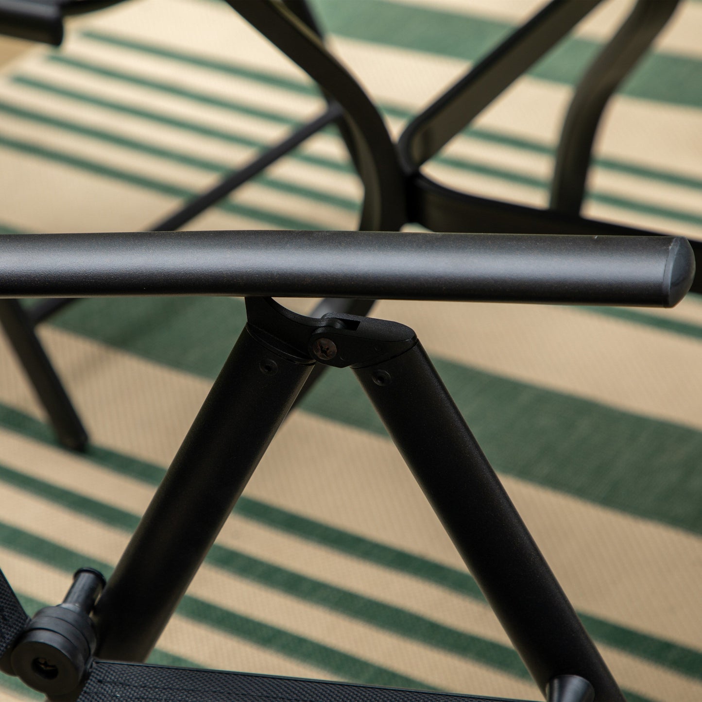Ensemble de salle à manger d'extérieur 5/7 pièces, chaise pliante inclinable à 7 positions et table en acier avec revêtement électrolytique