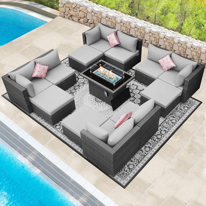 Ensemble de canapés d'extérieur sectionnels en osier gris FINCATI avec table et foyer
