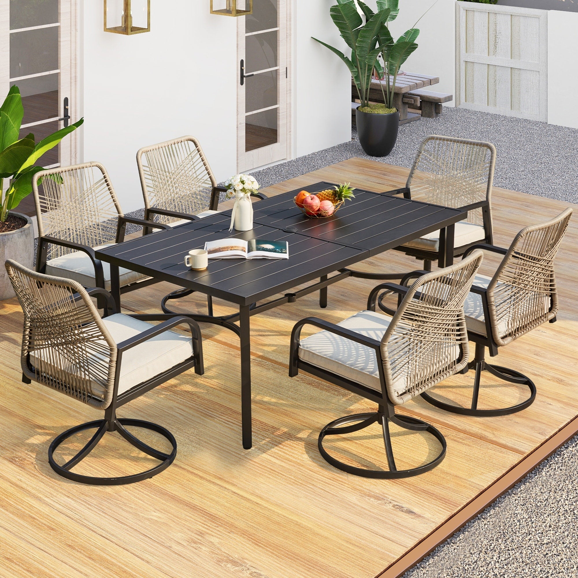 Ensemble de salle à manger d'extérieur, chaises pivotantes en rotin avec coussin épais amovible, table à manger avec trou pour parasol, ensemble de meubles de jardin