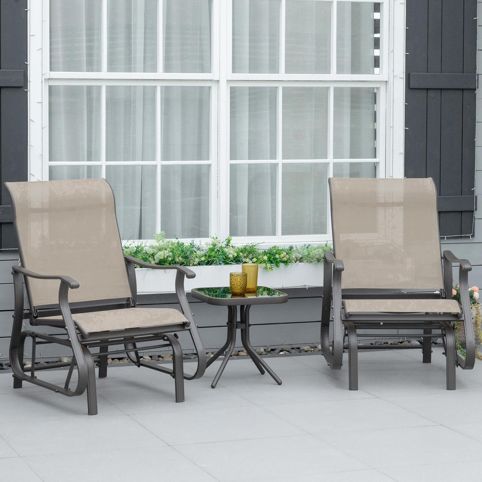 Ensemble bistrot Outsunny 3 pièces avec planeurs d'extérieur et table en verre trempé pour terrasse, jardin, arrière-cour et pelouse