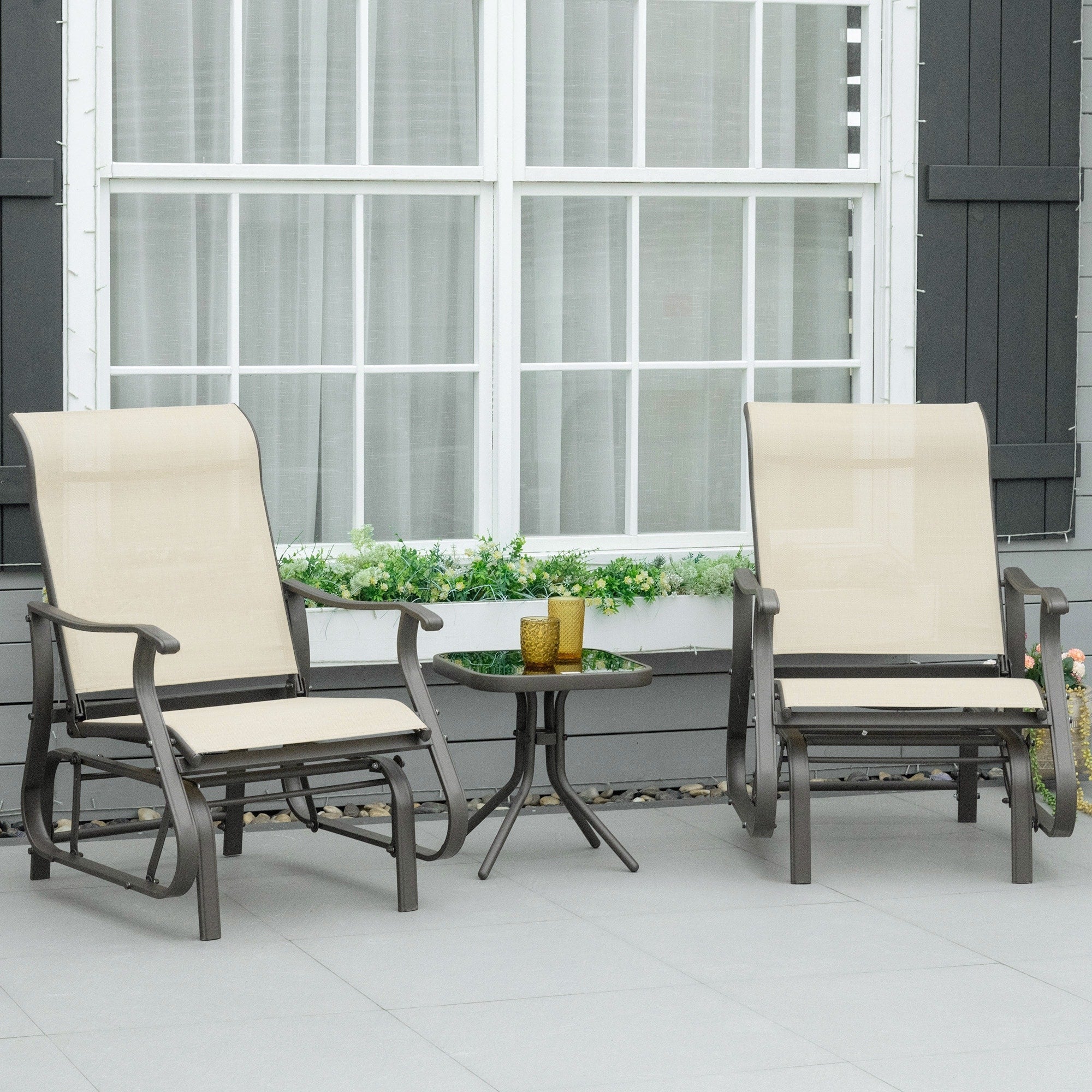 Ensemble bistrot Outsunny 3 pièces avec planeurs d'extérieur et table en verre trempé pour terrasse, jardin, arrière-cour et pelouse