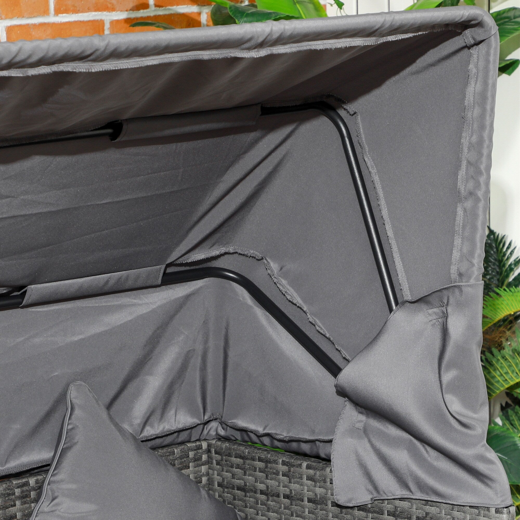 Ensemble de meubles de jardin Outsunny 4 pièces avec coussins, méridienne en rotin synthétique avec auvent rétractable et canapé d'extérieur sectionnel