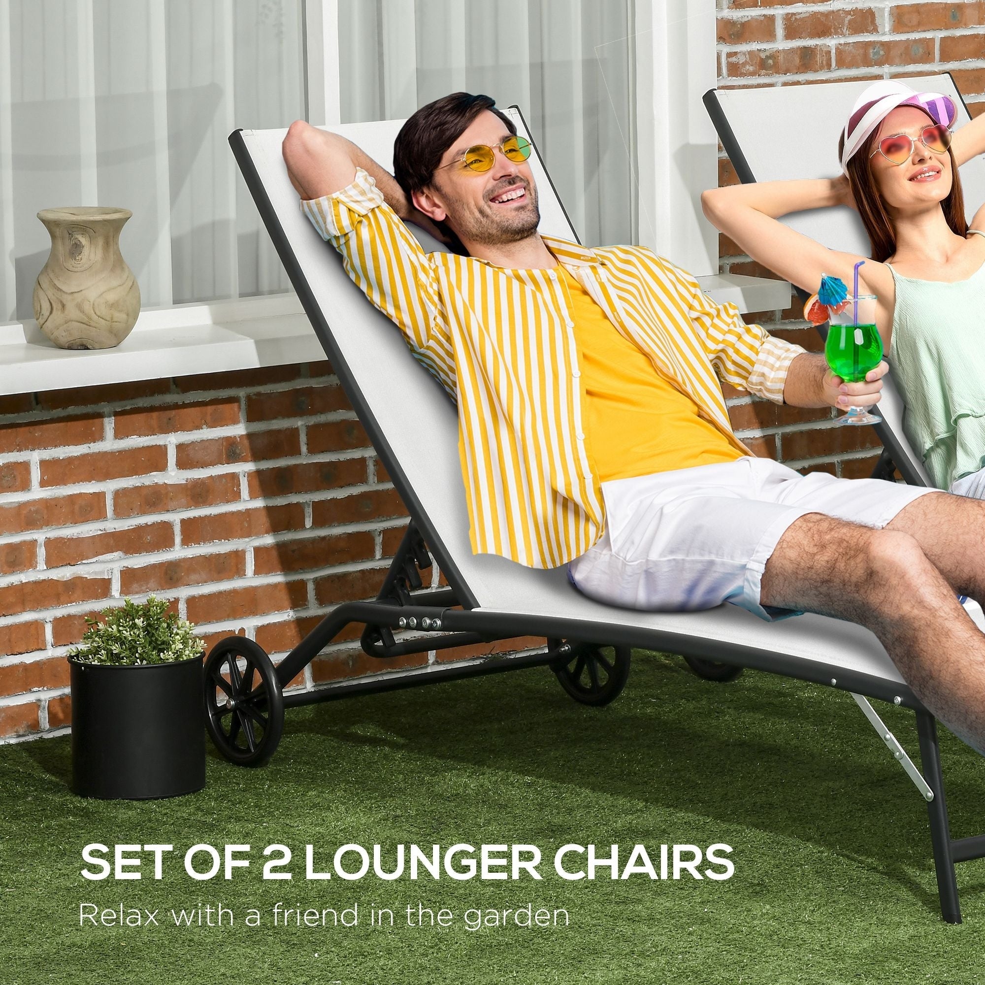 Ensemble de 2 chaises longues de patio Outsunny, fauteuil inclinable d'extérieur 2 pièces avec roulettes, dossier réglable sur 5 niveaux