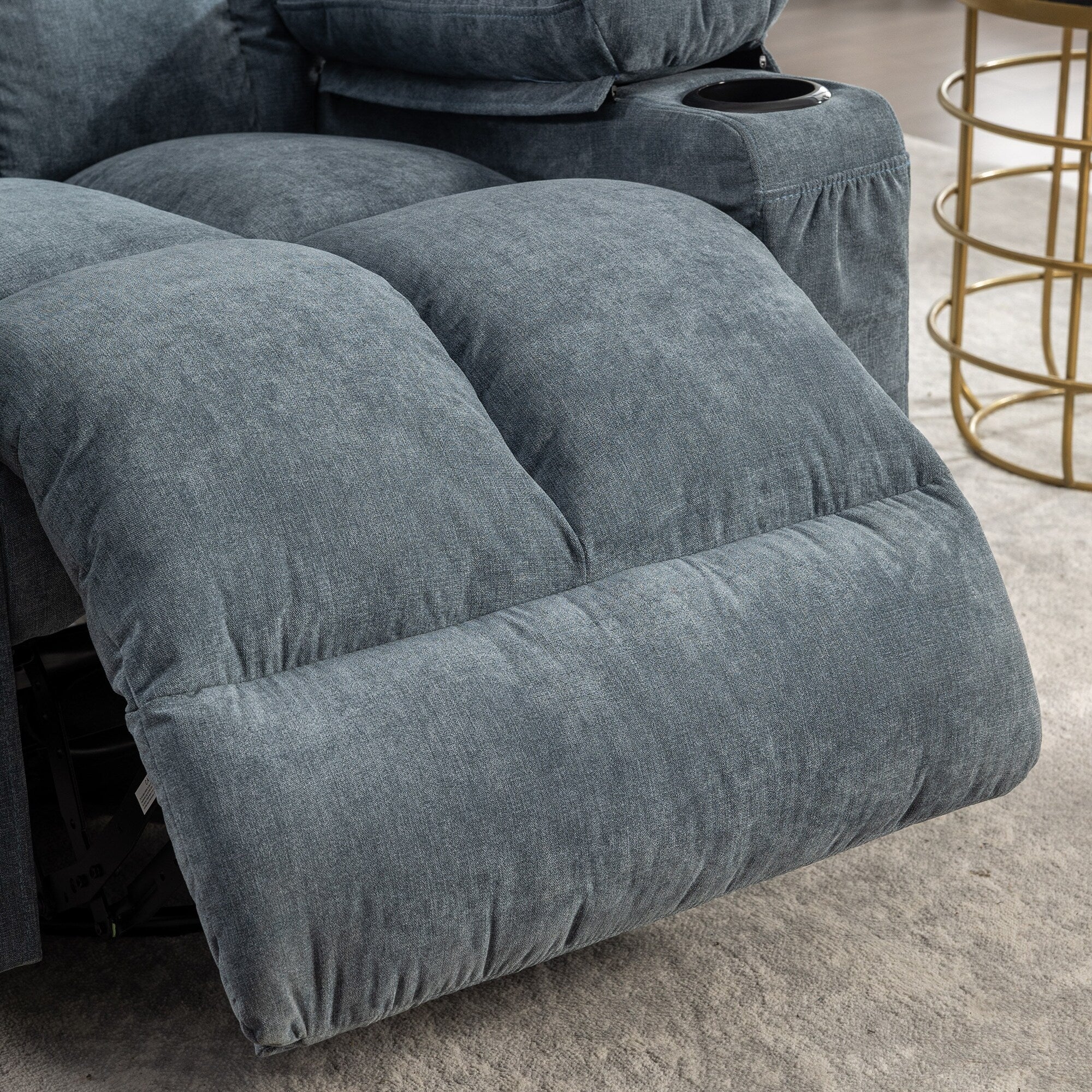 Fauteuil inclinable à bascule surdimensionné avec massage et chauffage, 2 porte-gobelets, port de chargement USB, inclinaison à 150° et fonction bascule à 30°